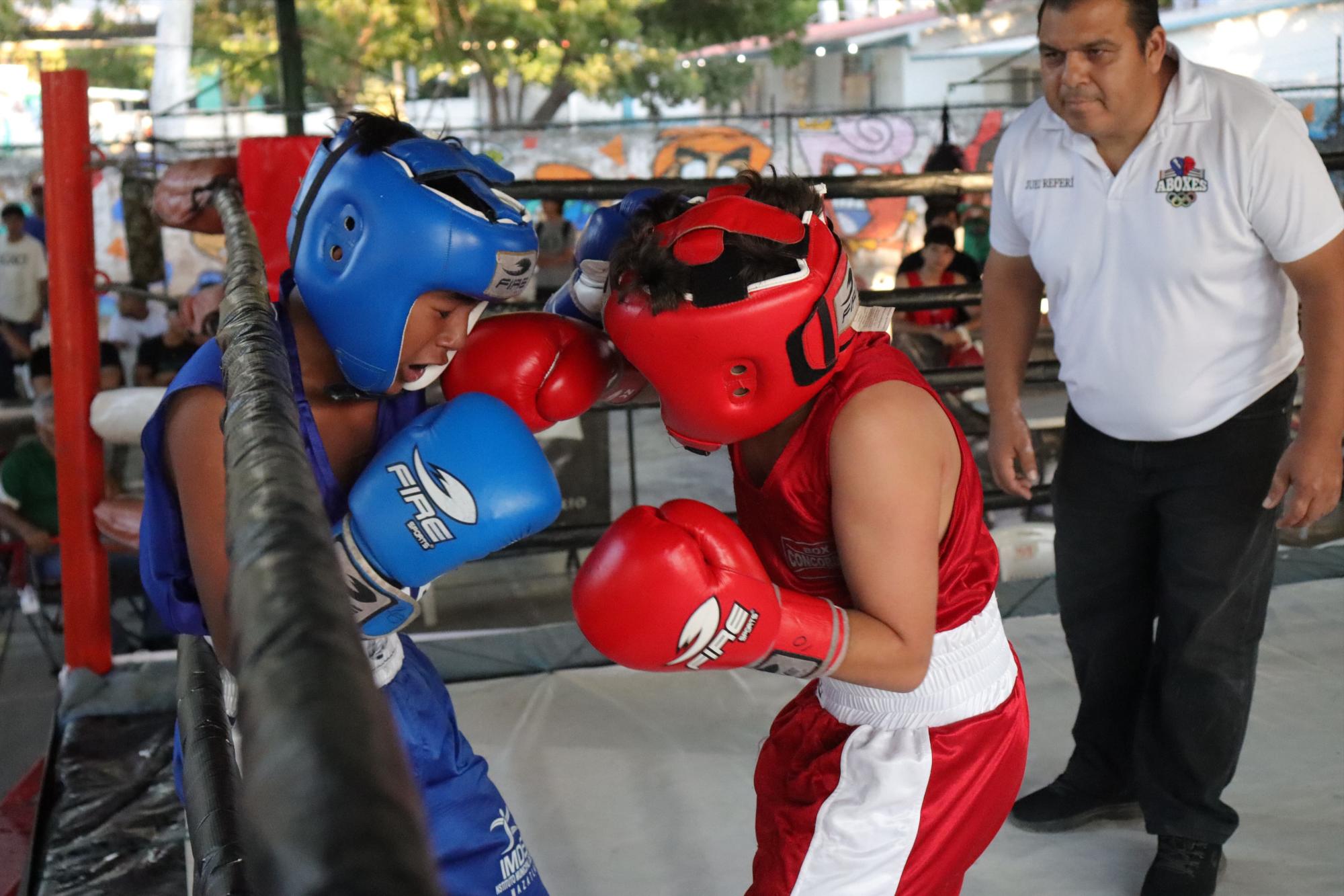 $!Lucen jóvenes promesas en el Torneo Municipal de Box Imdem