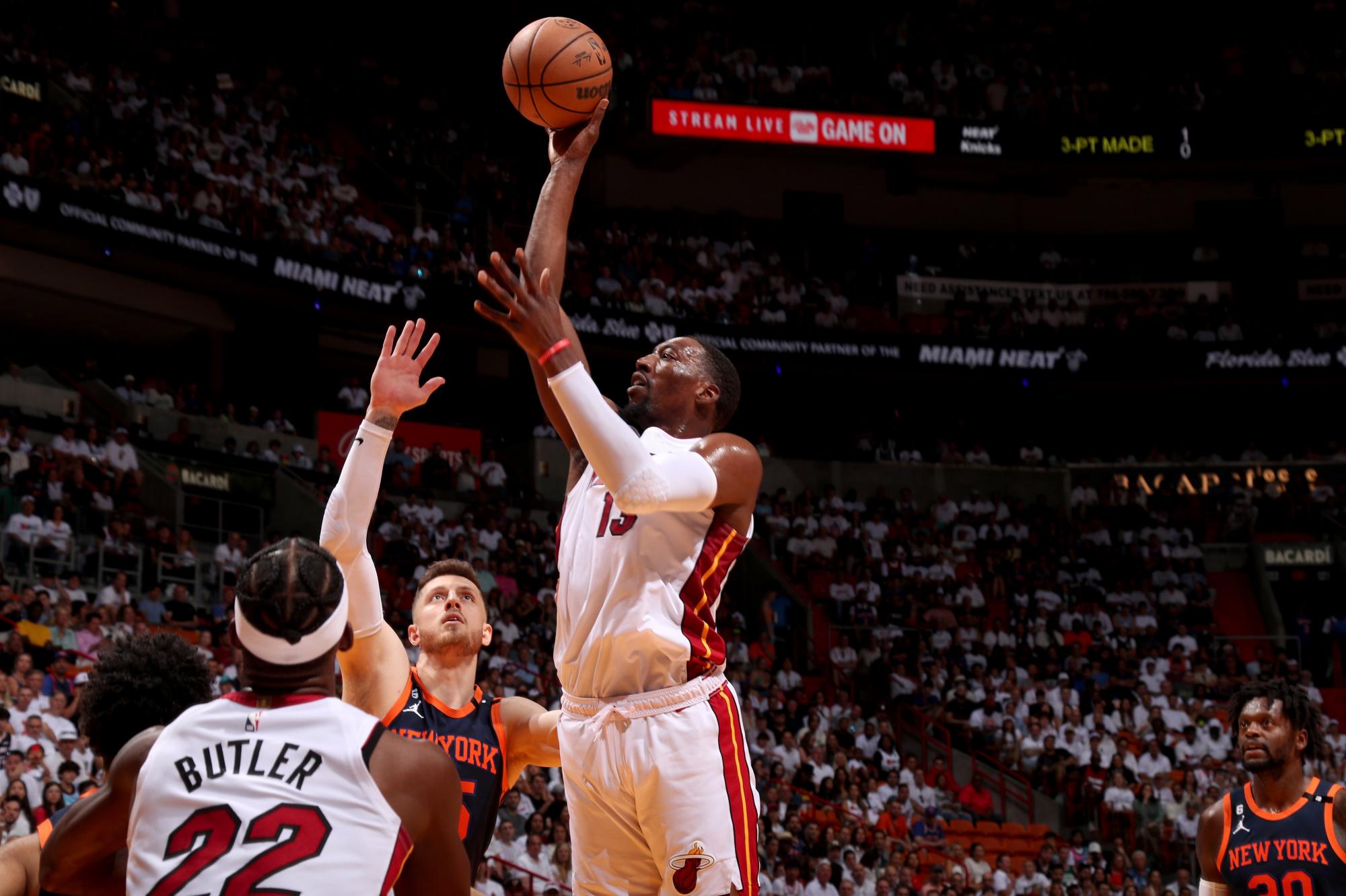 $!Jimmy Butler pone al Heat al frente en los Playoffs