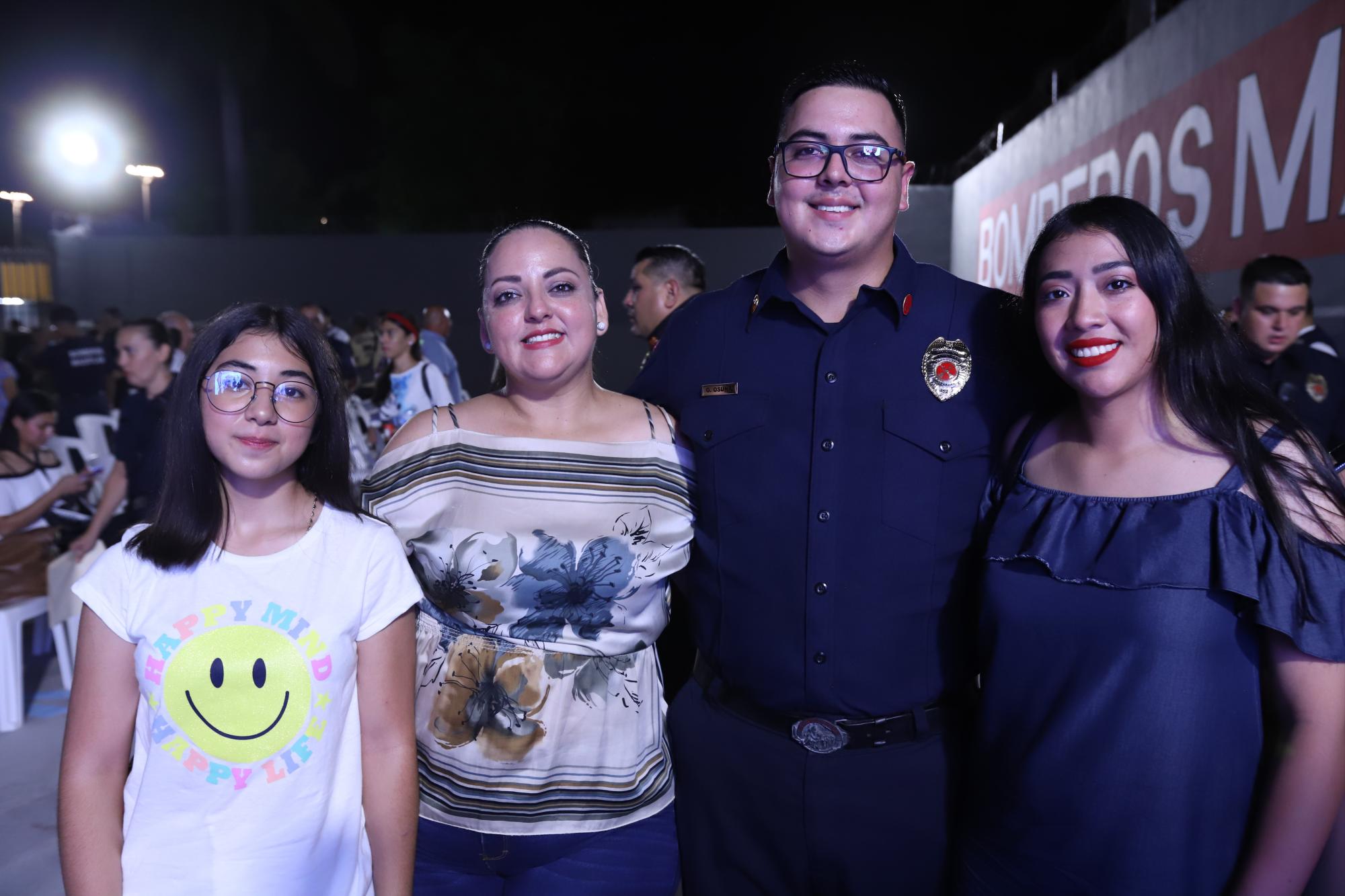 $!Alondra Osuna, Jazmín Ramírez, Giovanni Abimael Osuna y Adriana Trujillo.