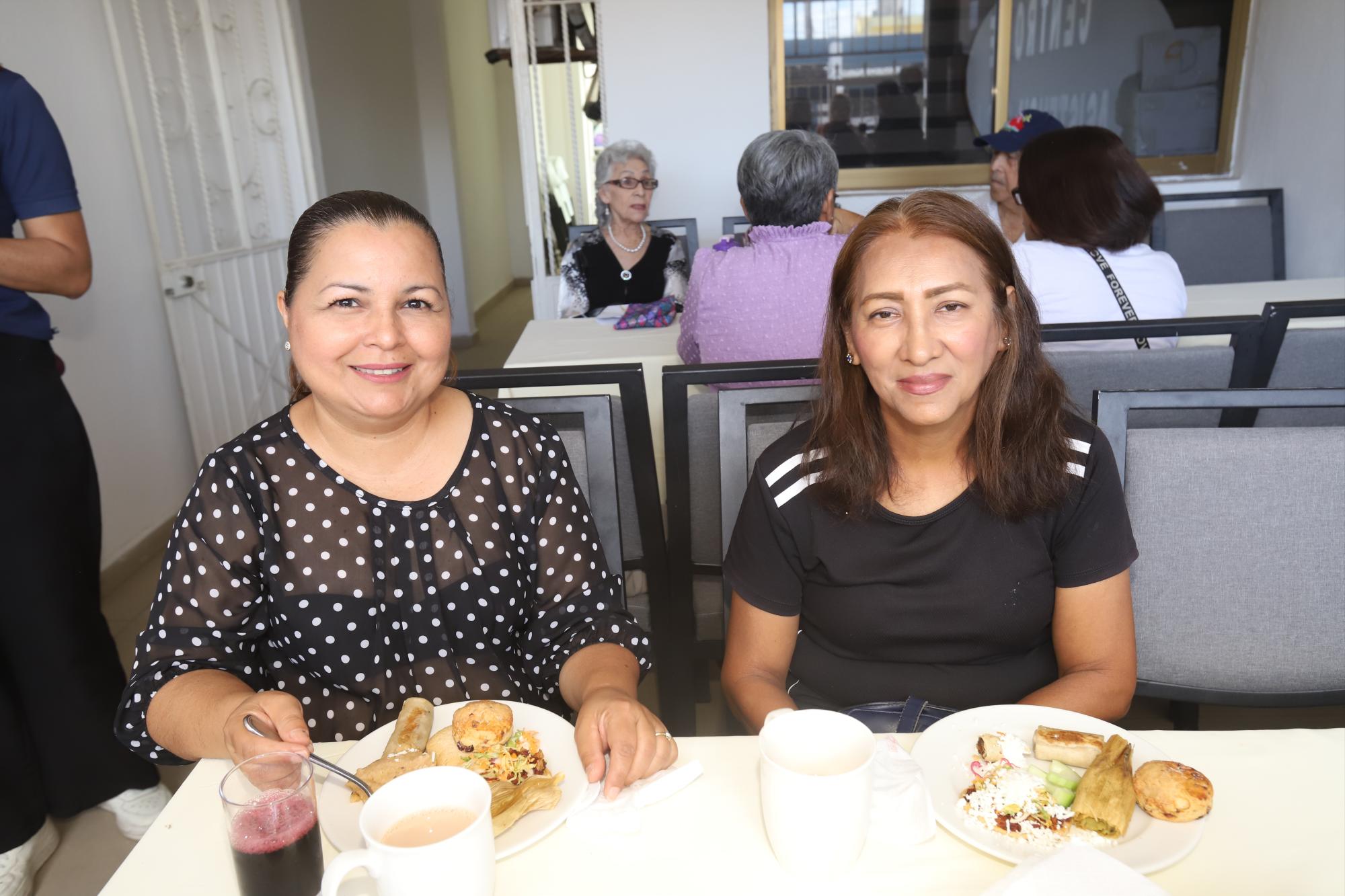 $!Olga Leticia Lerma y Teresa de Jesús Muñoz.