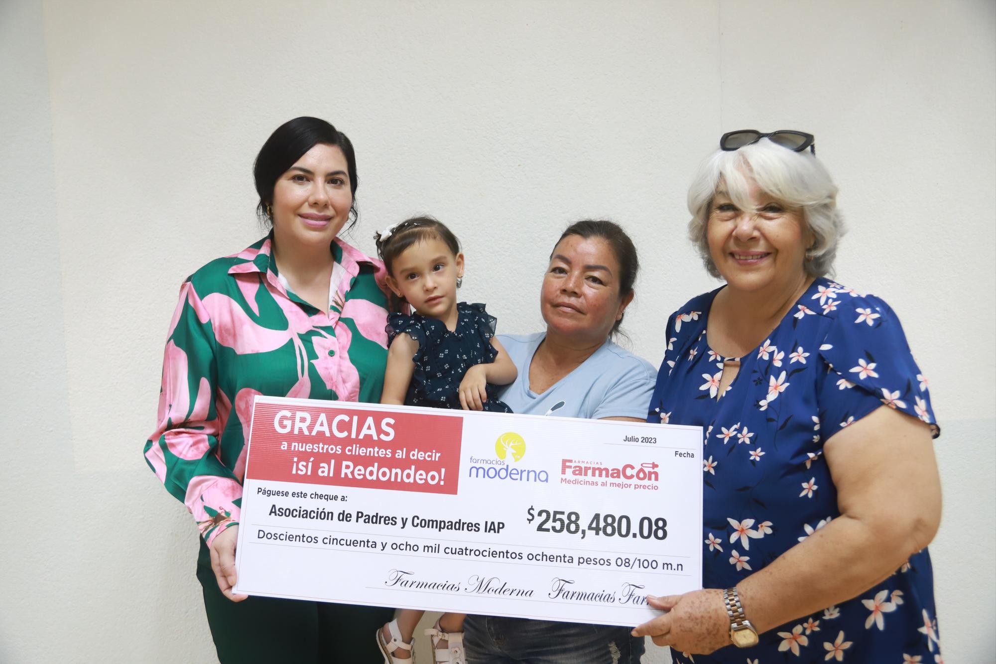 $!Alba Carolina Hernández Correa, Valentina Tirado, María Magdalena Frayre Delgado y Rita Correa.