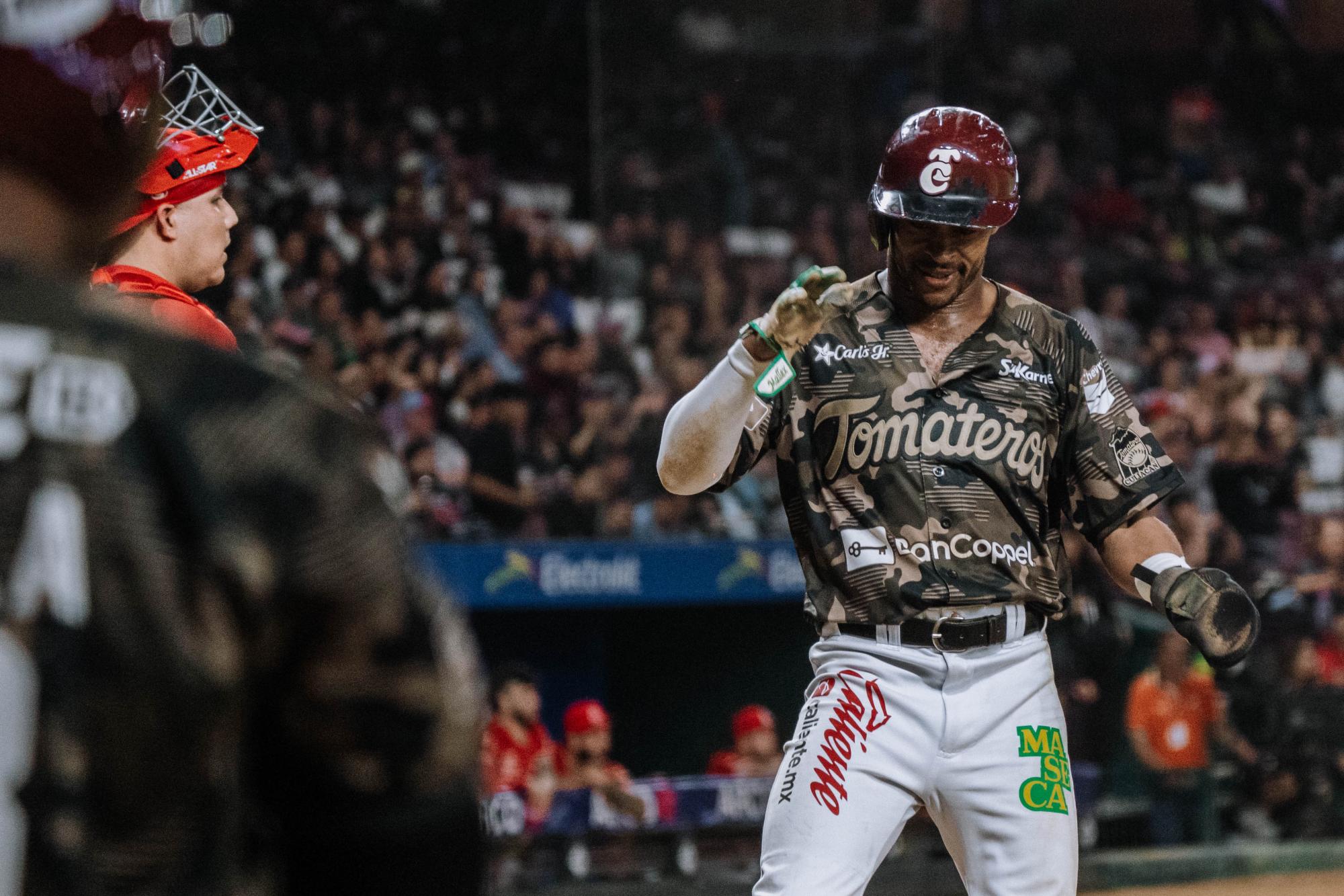 $!Tomateros de Culiacán gana su primera serie de la segunda vuelta