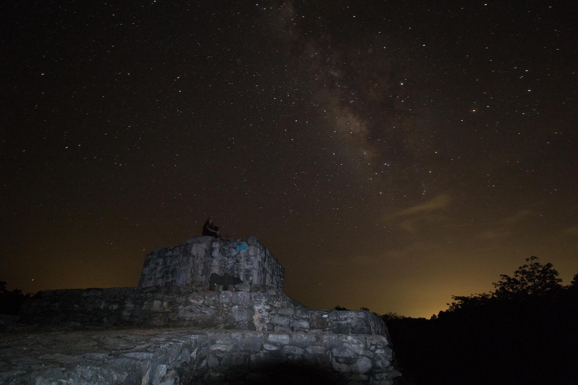 $!Noches estrelladas en el sitio arqueológico de Ek’Balam, Yucatán.