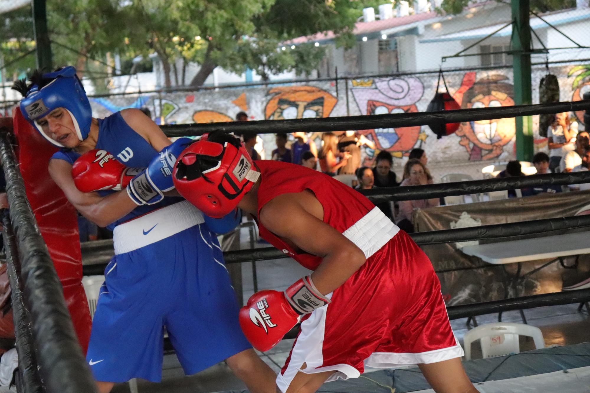 $!Lucen jóvenes promesas en el Torneo Municipal de Box Imdem