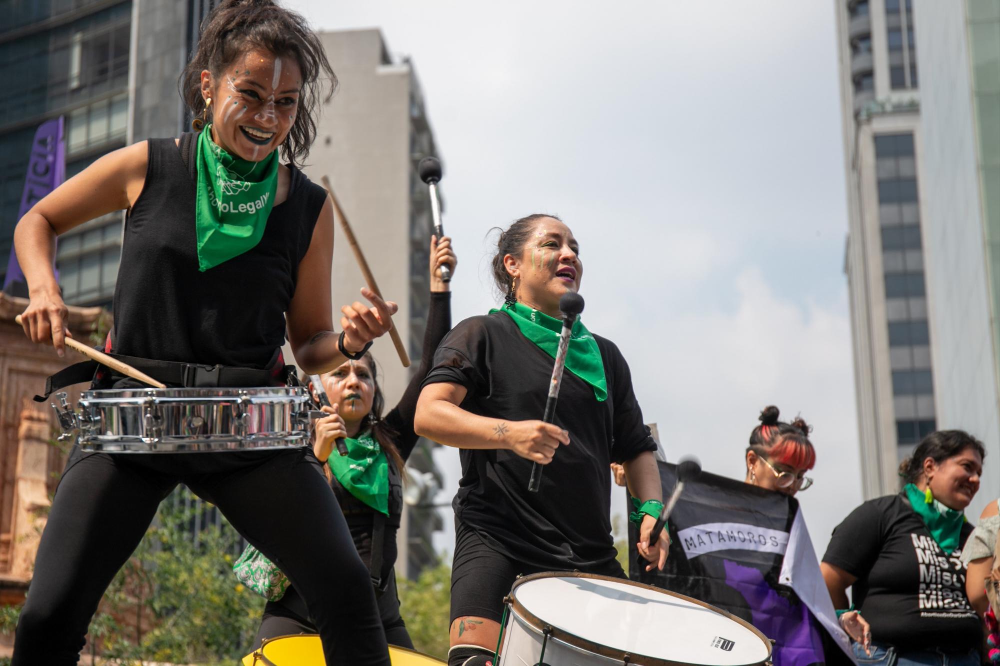 $!Mujeres insisten en las calles en que el derecho a decidir sea para todas