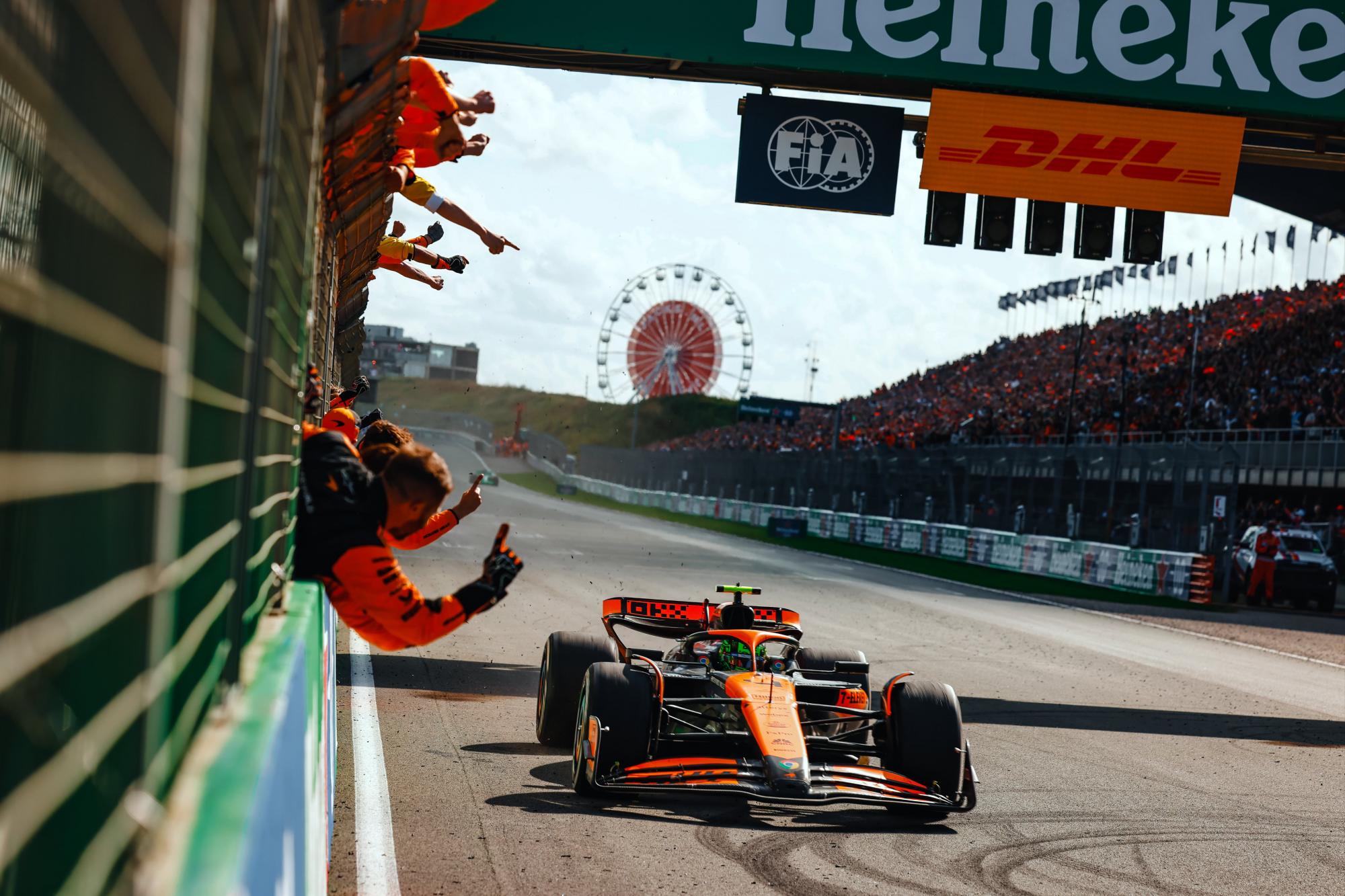 $!Checo Pérez, sexto en GP de Países Bajos; Norris pone fin a racha de victorias de Verstappen