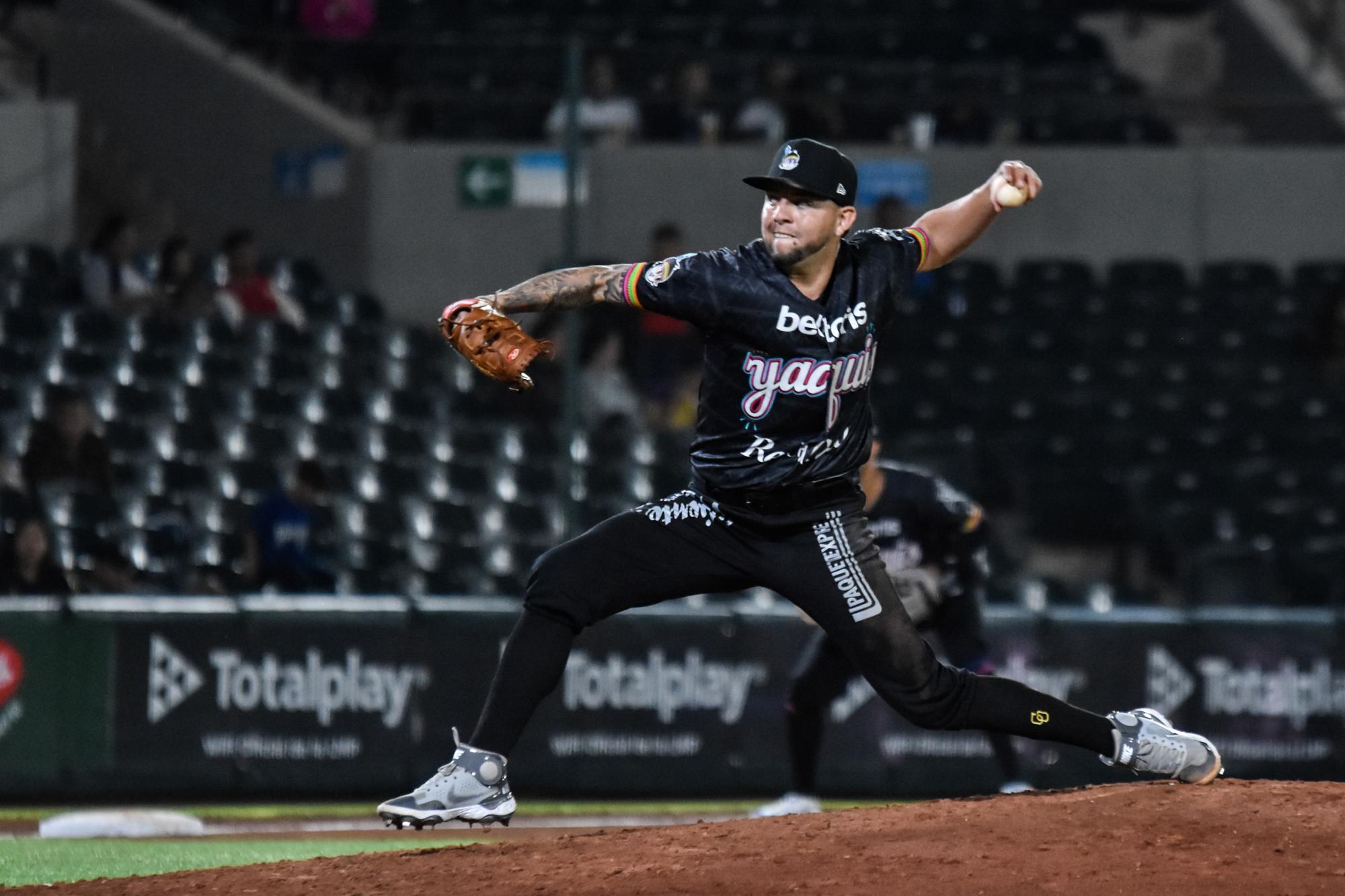 $!Mayos le pega a Yaquis en el duelo final de la Guerra de Tribus