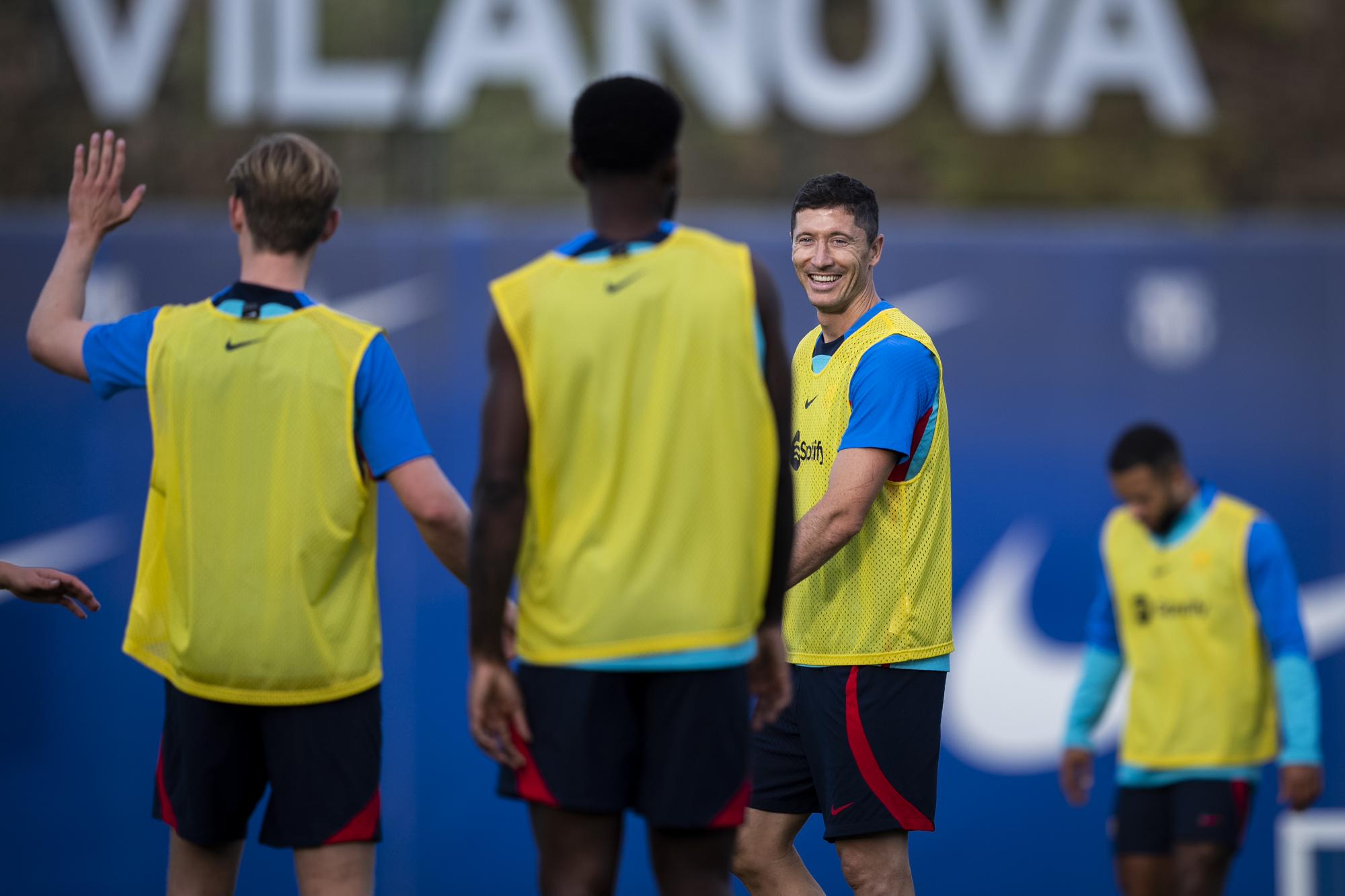 $!Asaltan a Robert Lewandowski a la entrada del entrenamiento