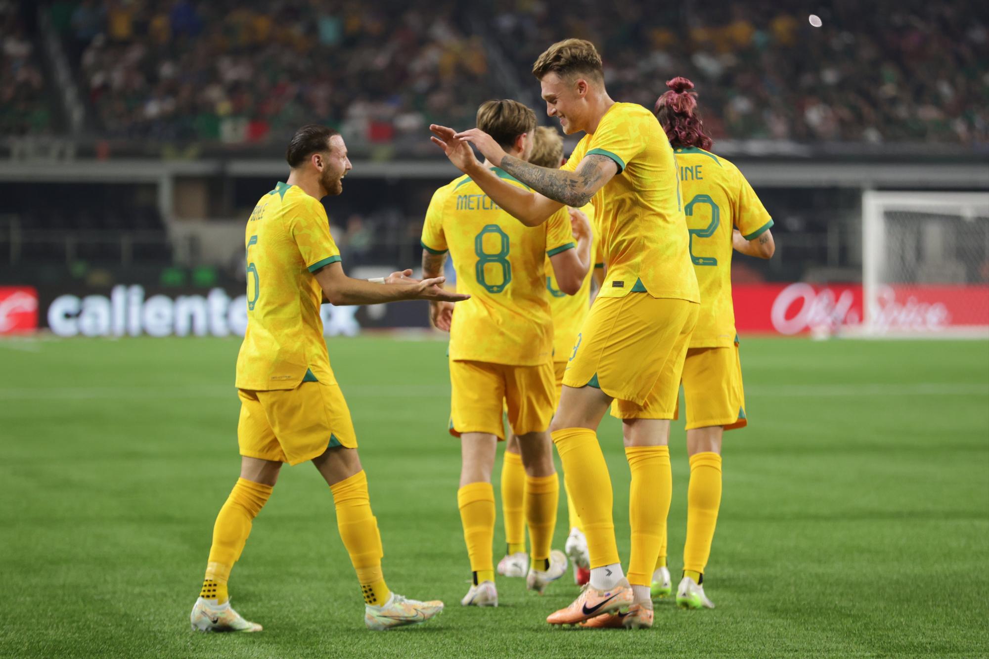 $!‘Chino’ Huerta rescata el empate de México ante Australia