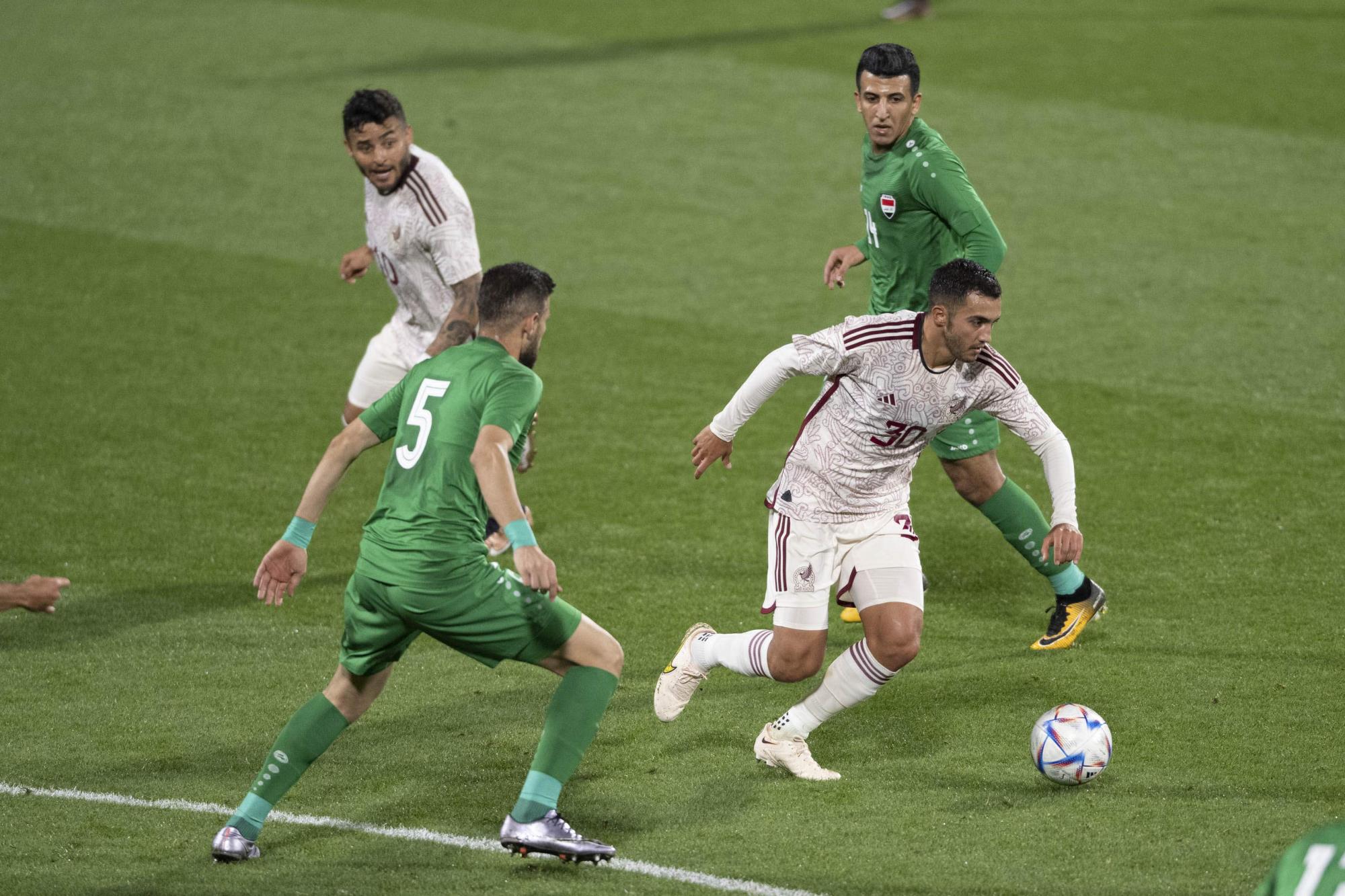 $!México golea a Irak, anota Funes Mori y toma confianza rumbo a Qatar