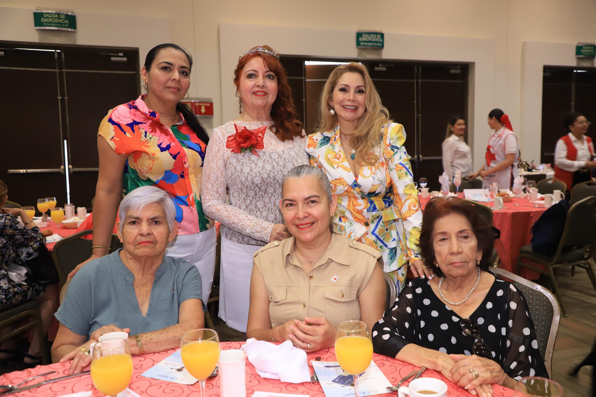 $!Miriam Páez, Laura Elena Ponzo, Blanca Rendón, Guadalupe Nava, Rosi Páez y Esperanza de Rendón.