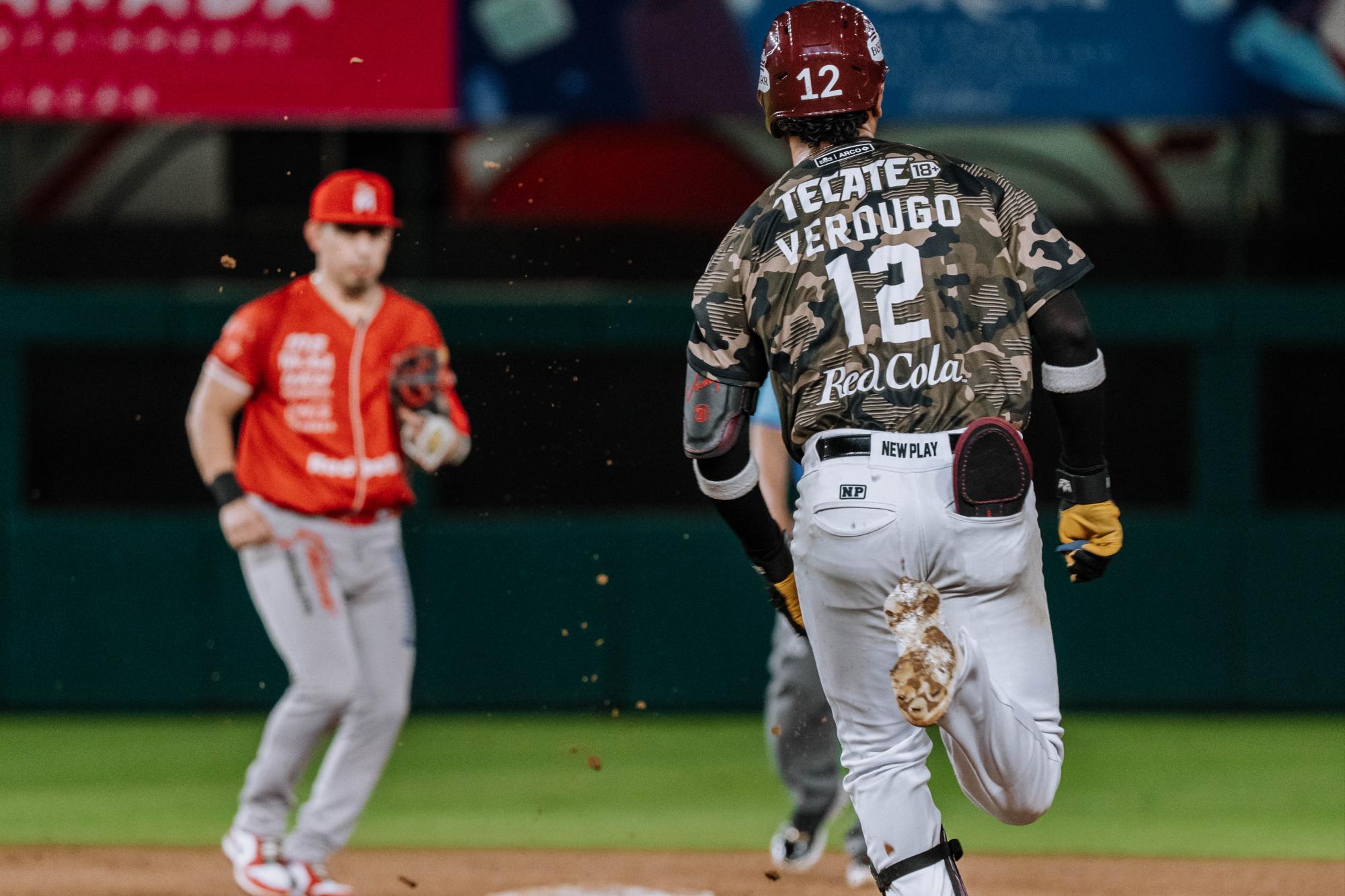 $!Tomateros de Culiacán gana su primera serie de la segunda vuelta