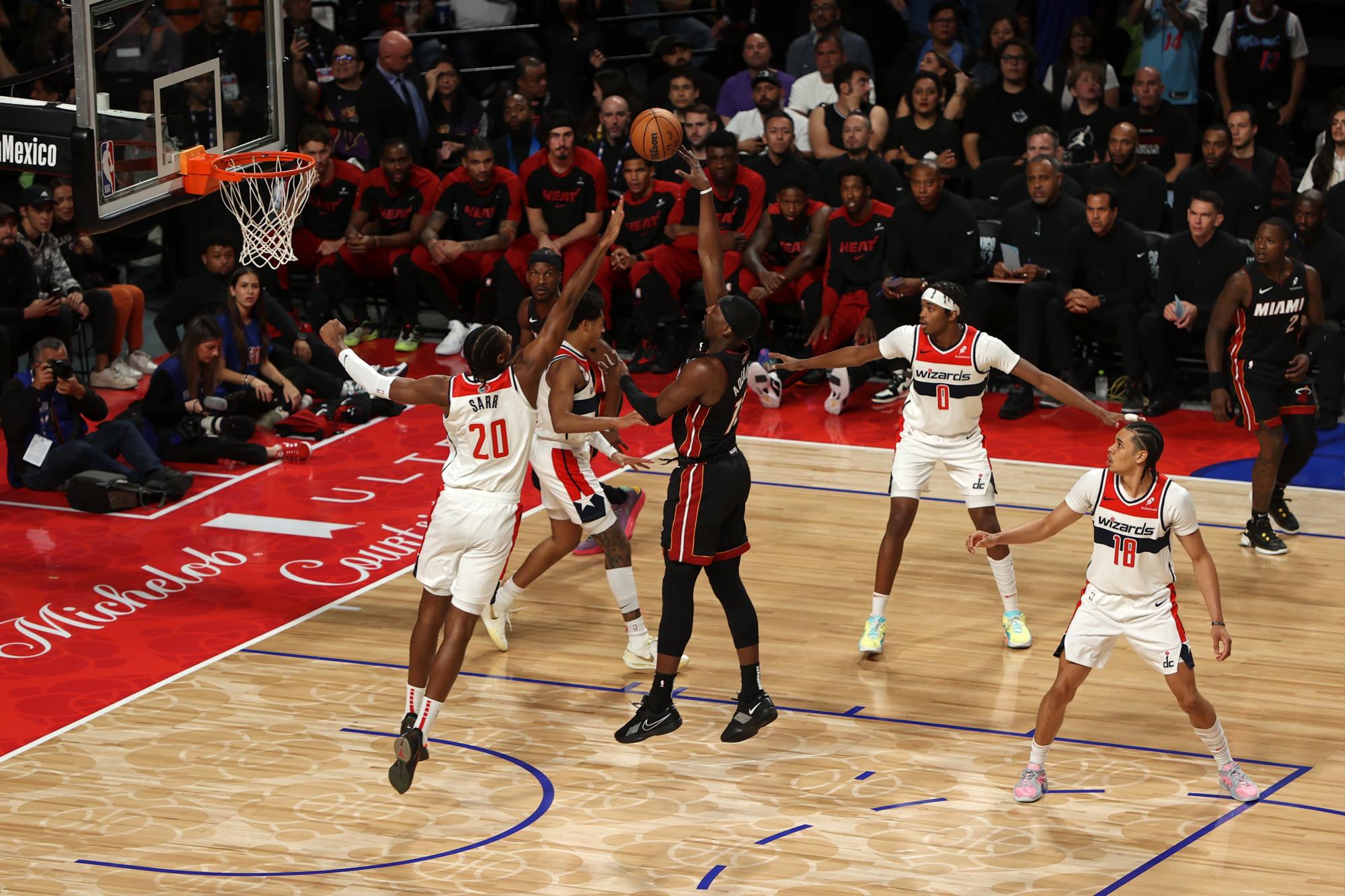 $!Jaime Jáquez y Miami Heat asestan histórica paliza a Wizards en la CDMX