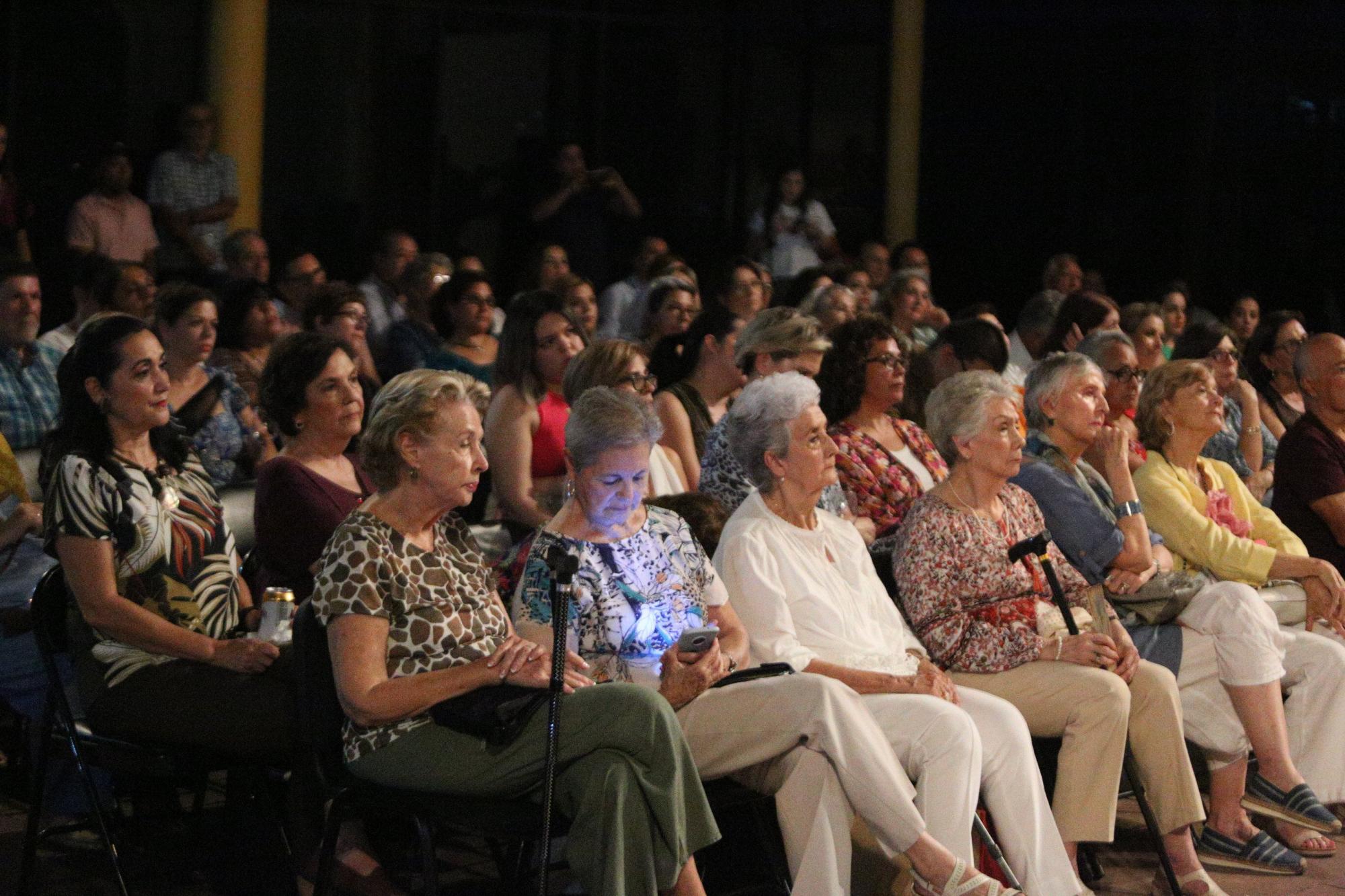 $!La presentación se realizó en el Patio del Museo de Arte de Mazatlán.