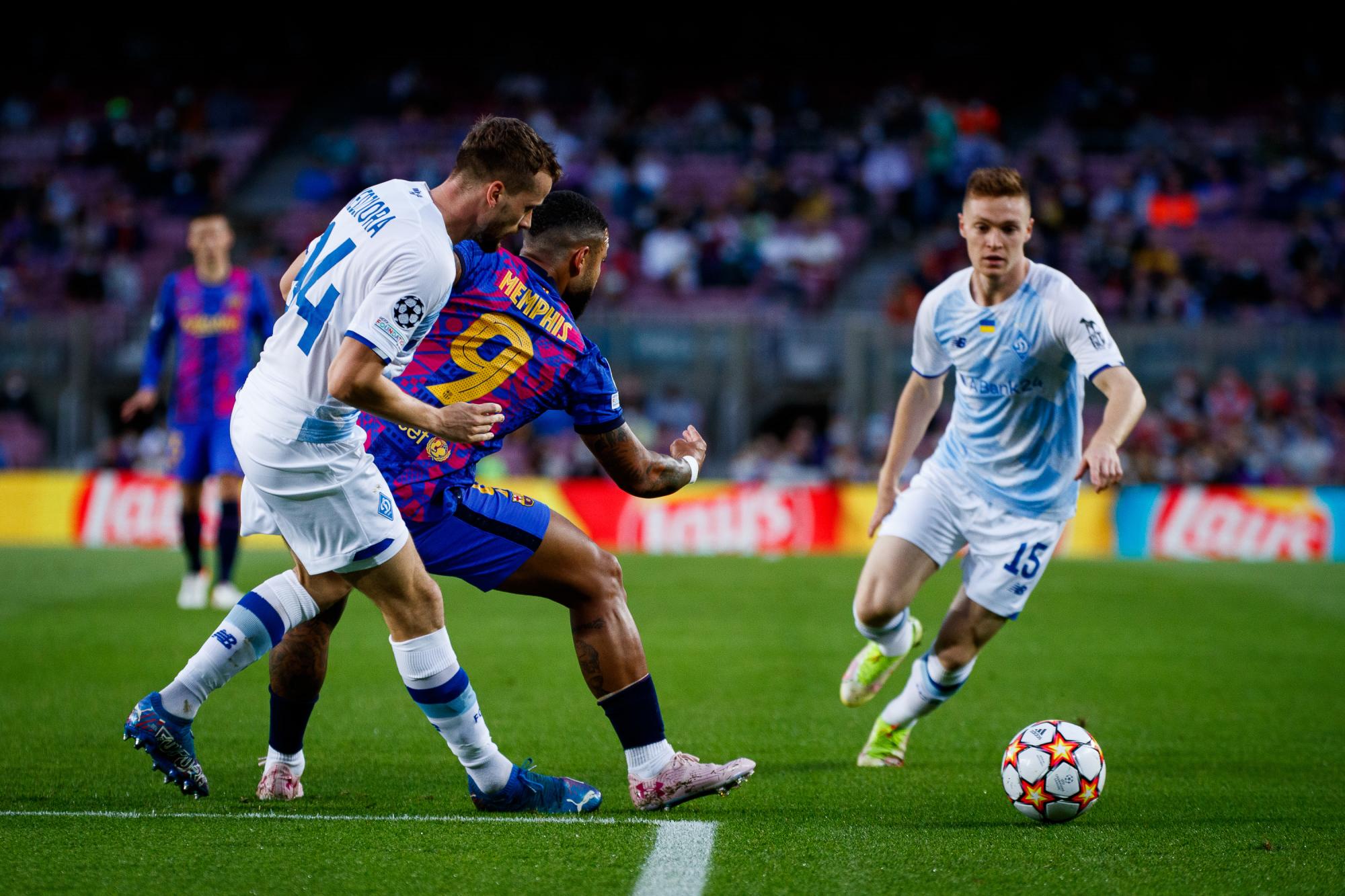 $!El Barcelona se mantiene vivo en la Champions gracias a gol de Gerard Piqué