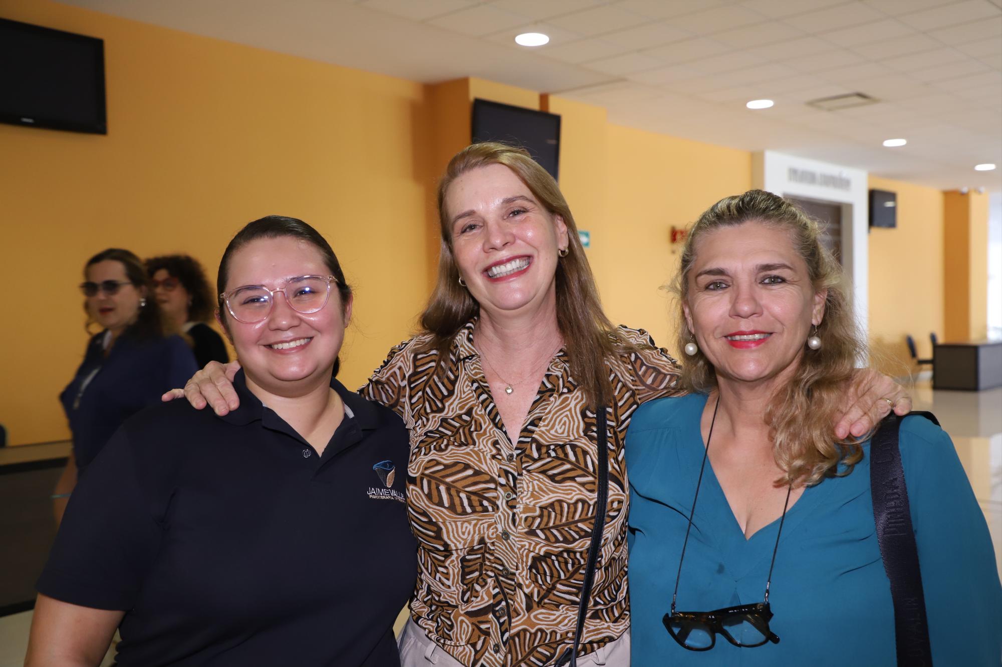 $!María Bejarano, Mónica Guzón y Ana Escoboza.