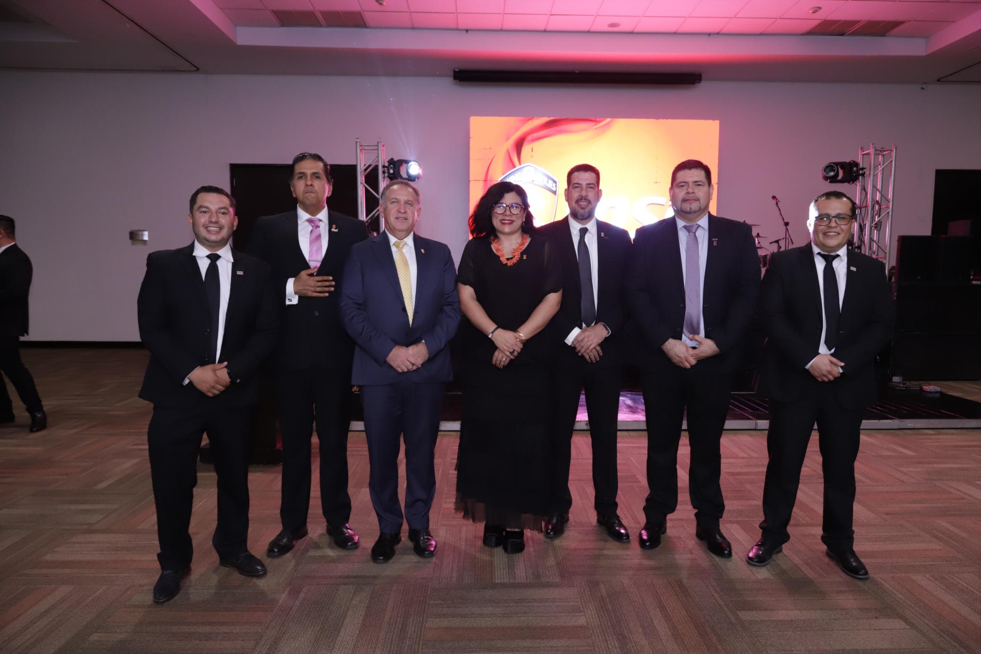 $!Invitados especiales a nivel nacional del gremio estuvieron presentes en el evento.