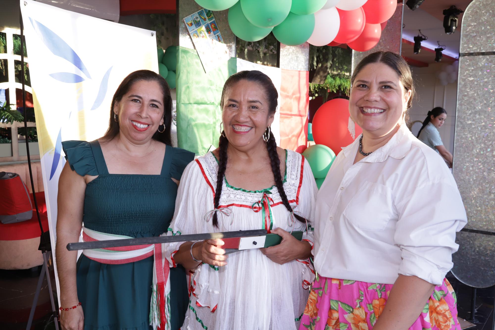 $!Mariana Gamboa, Francis Ruiz y Thania Valdés.