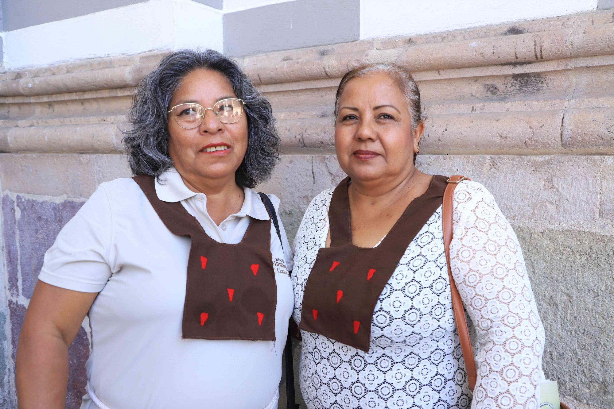 $!María Dolores Martínez e Irma Morales.