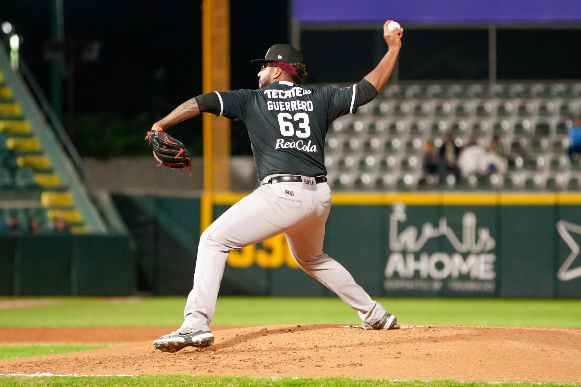 $!Tomateros de Culiacán hilvana triunfos, tras doblegar a Cañeros de Los Mochis