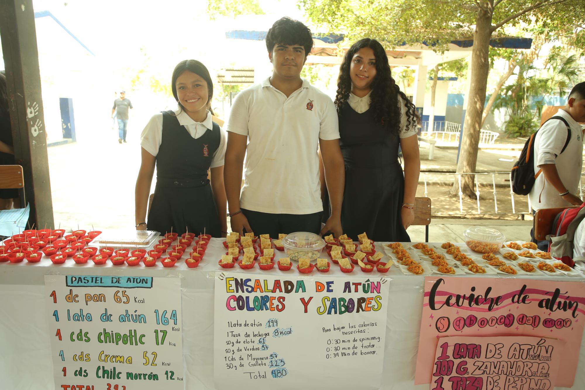 $!Odet Alizee Cruz, Eduardo Arciniega y Mía Romero.