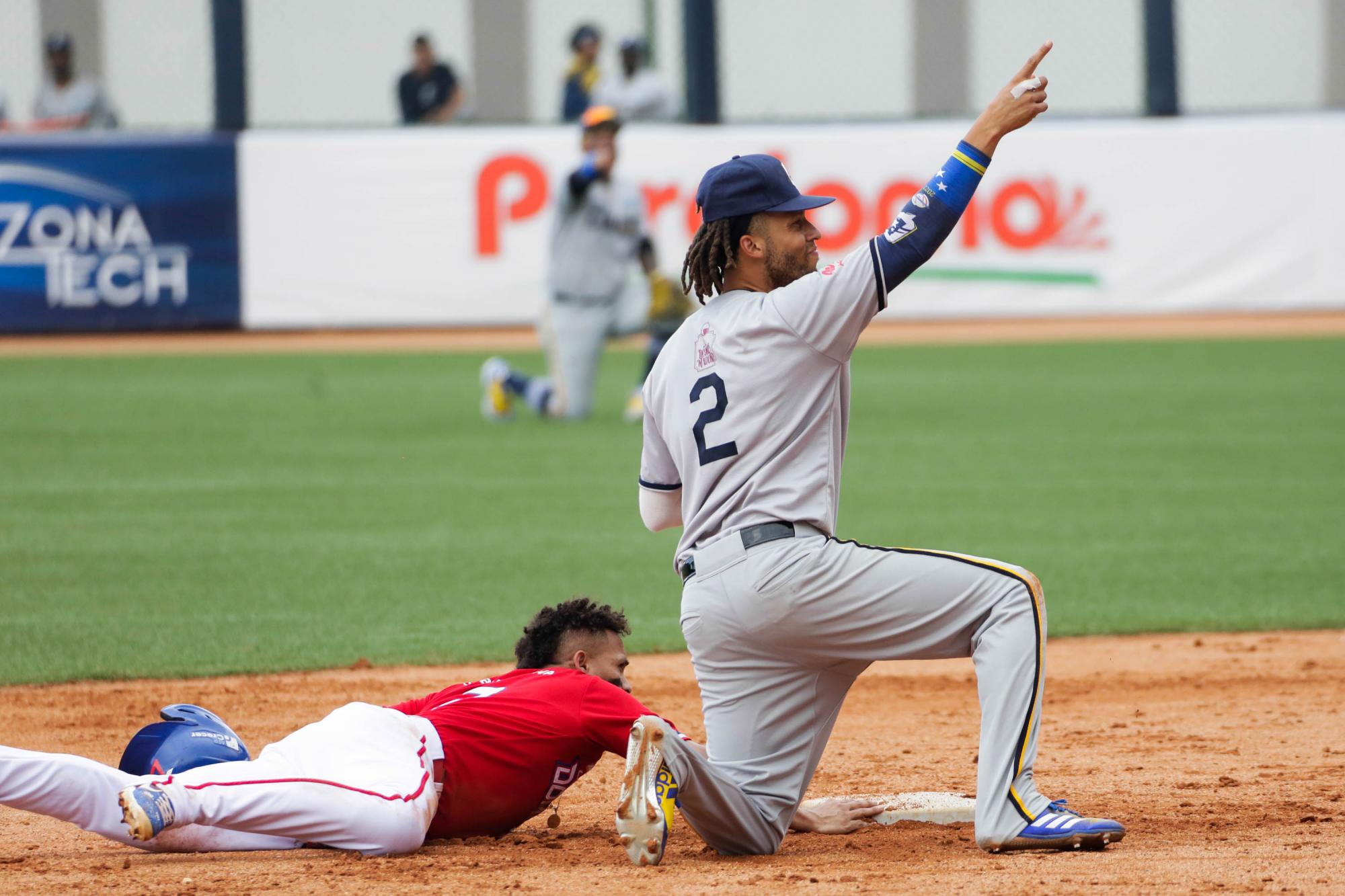 $!Decidido triunfo de Dominicana sobre Curazao en la Serie del Caribe