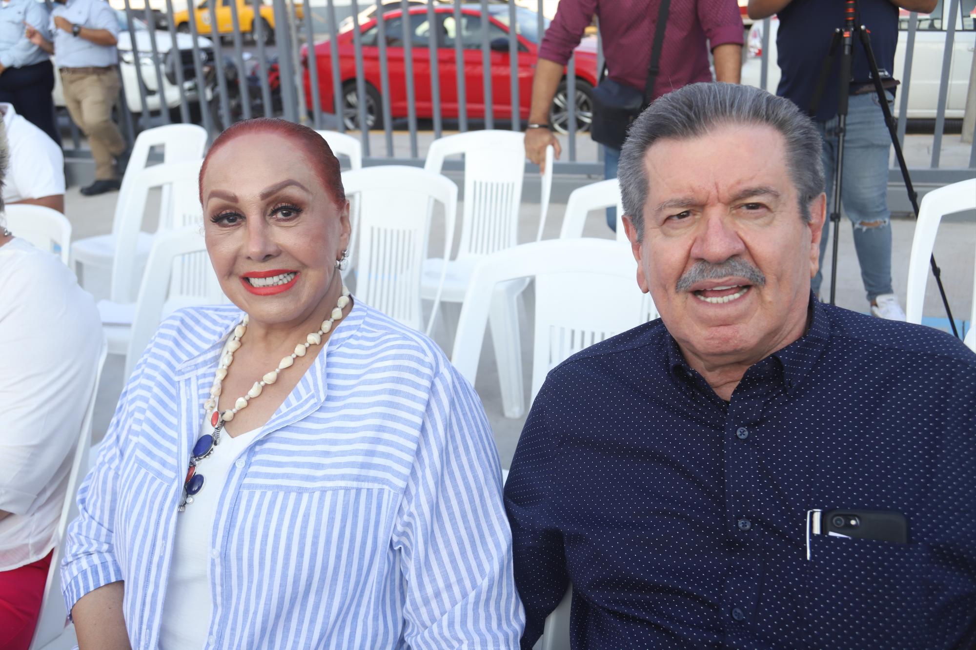 $!Olivia Vidaurri de Osuna e Ignacio Osuna.