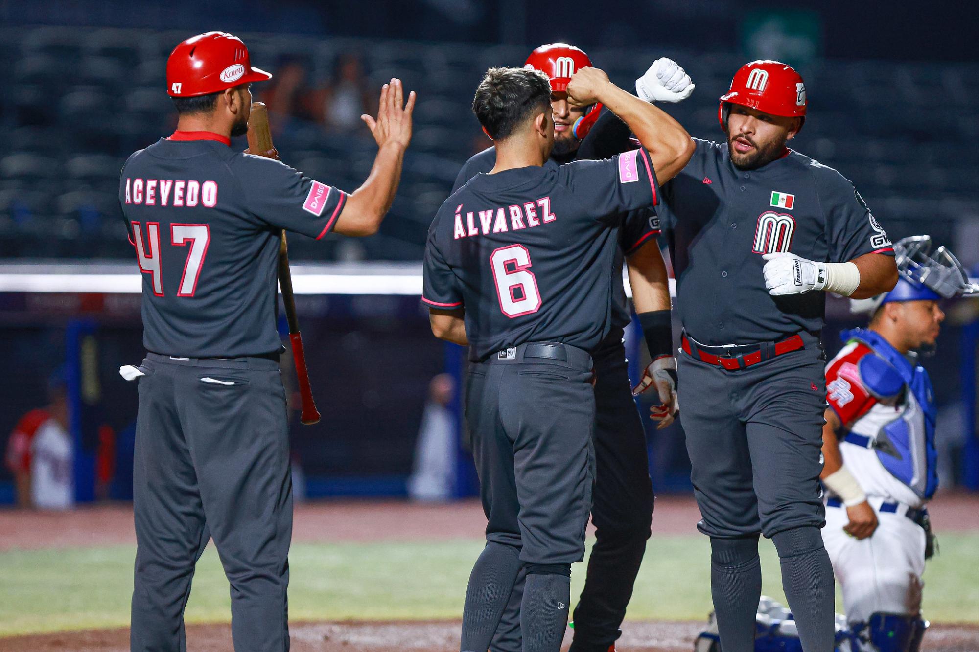 $!México se impone a Puerto Rico 7-5 en la segunda jornada del Premier12