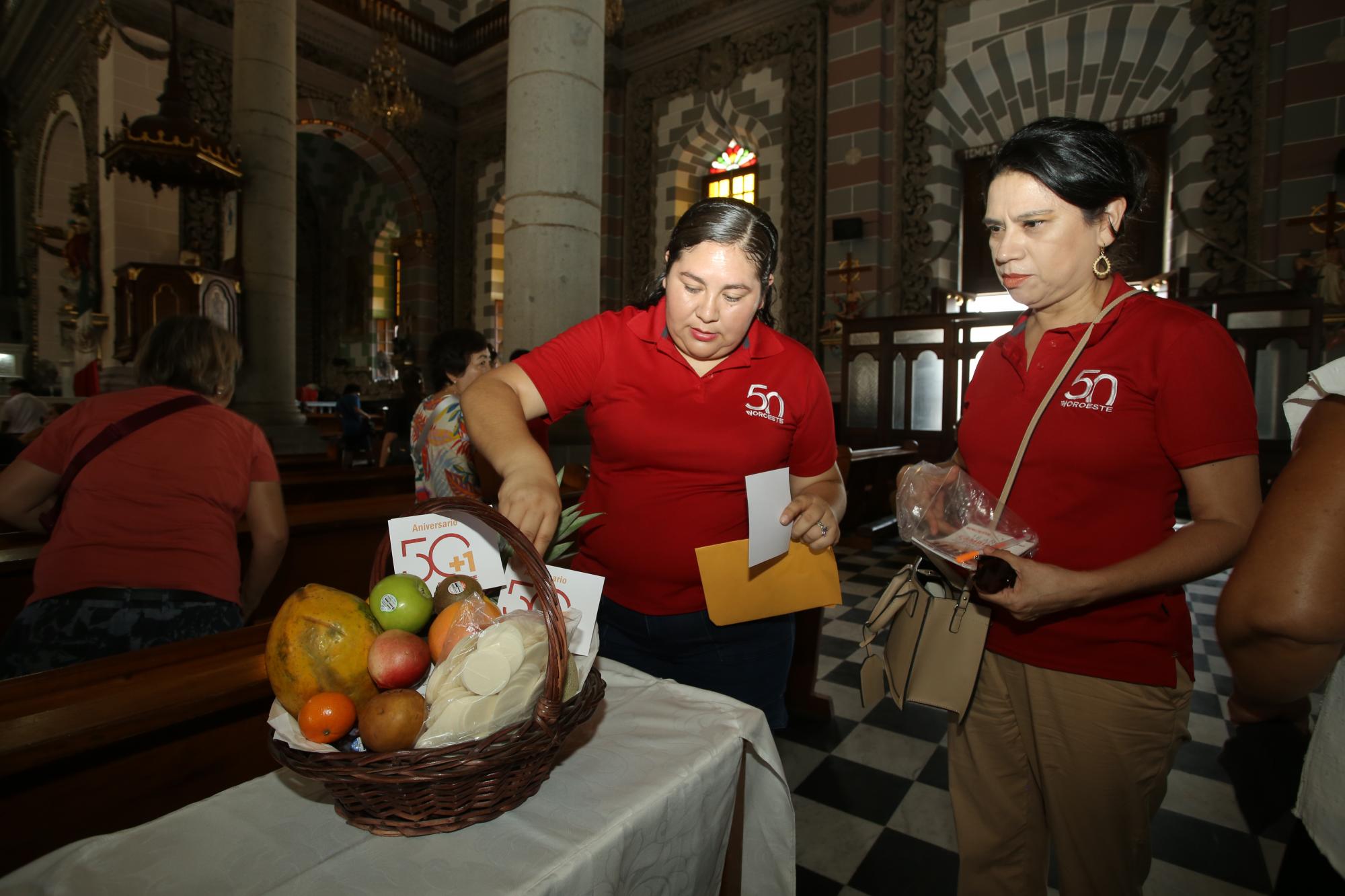 $!Amanda Aragón y Guillermina García.