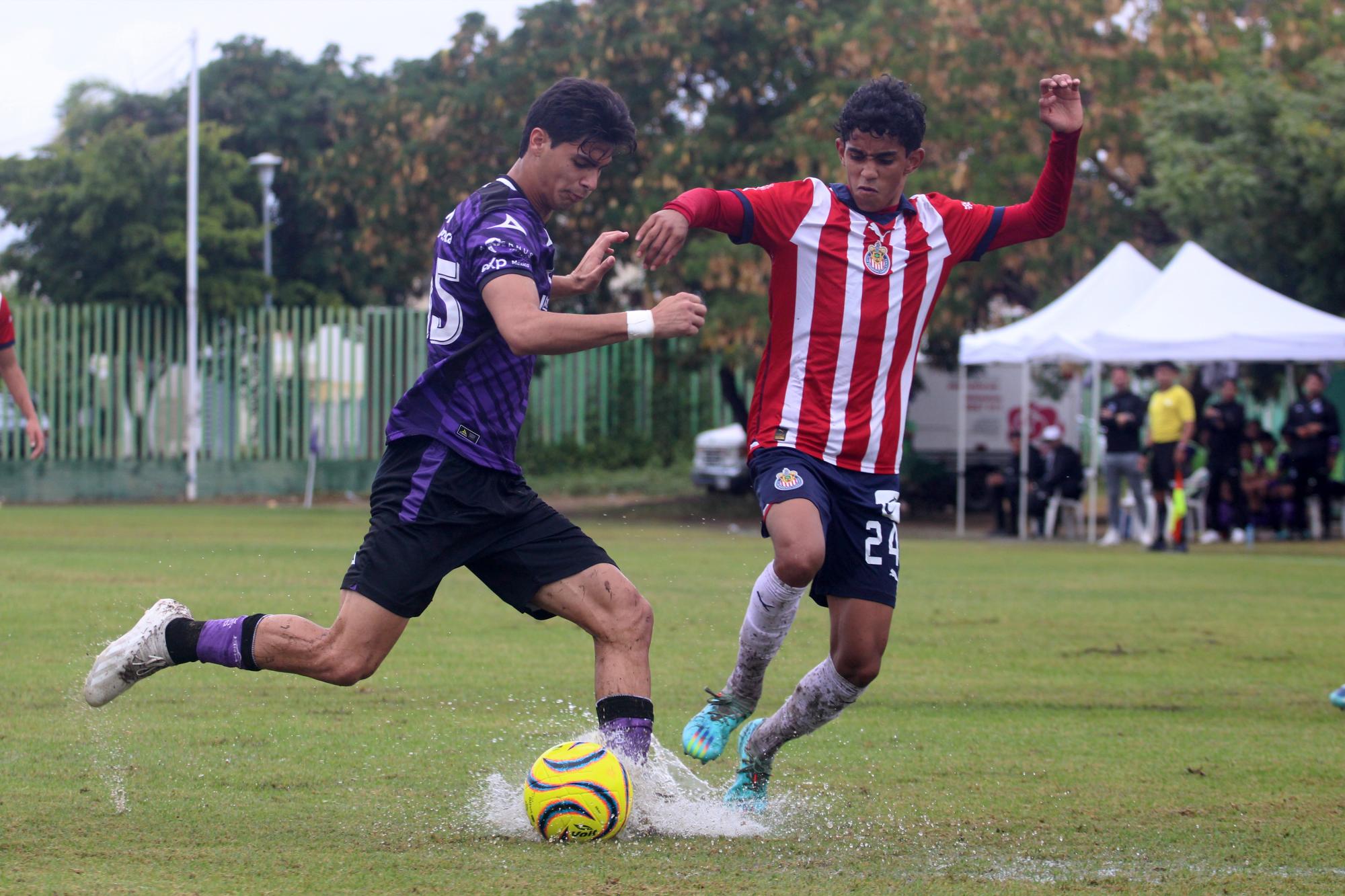 $!Mazatlán Sub 23 vence con autoridad a las Chivas