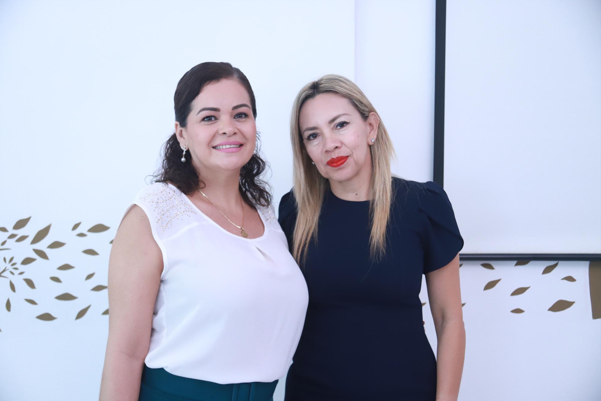 $!Connie Velarde junto Sofía Estrada, directora de la Fundación Letty Coppel.