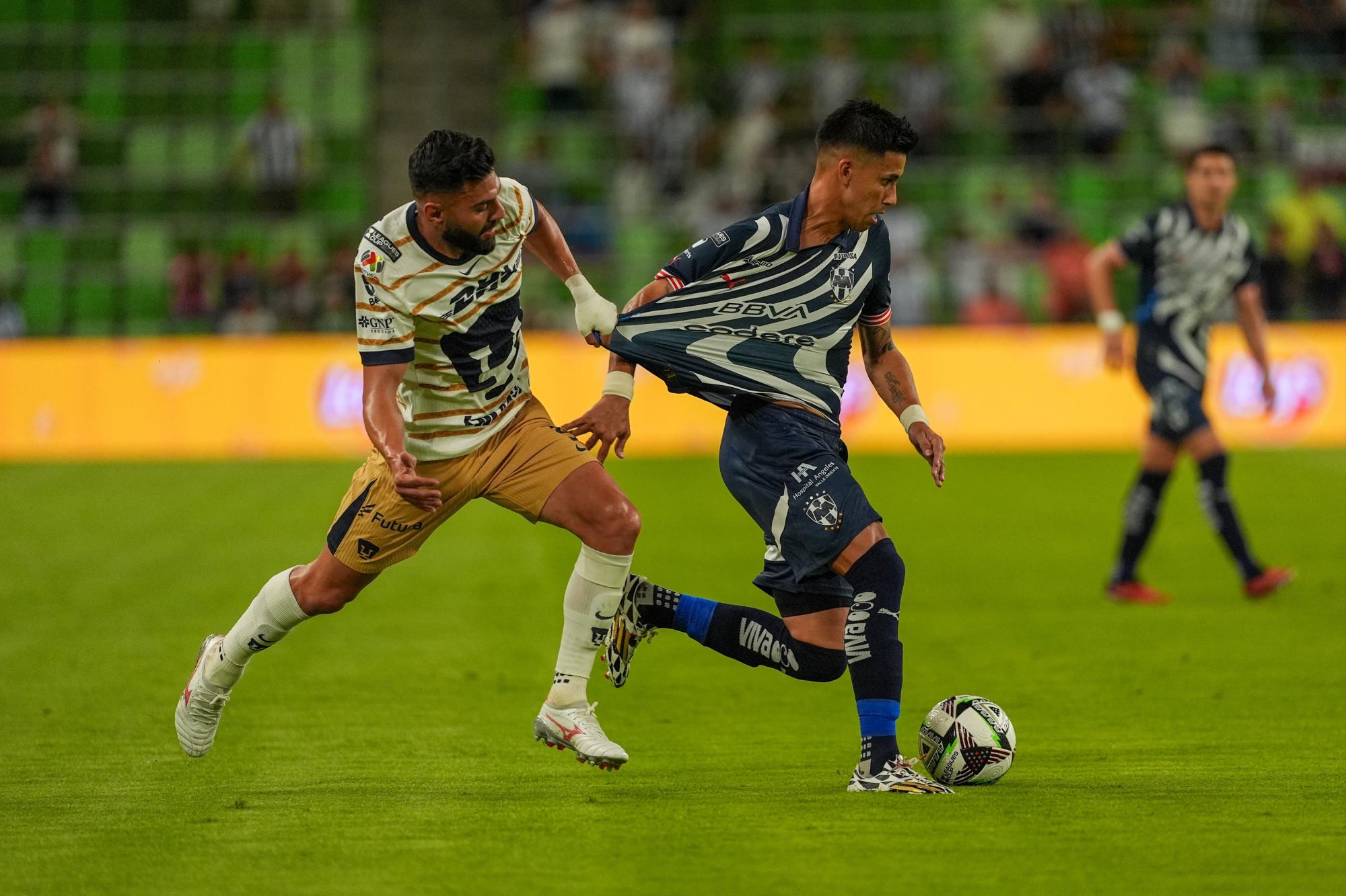 $!Pumas asegura su clasificación y elimina a Rayados en penales