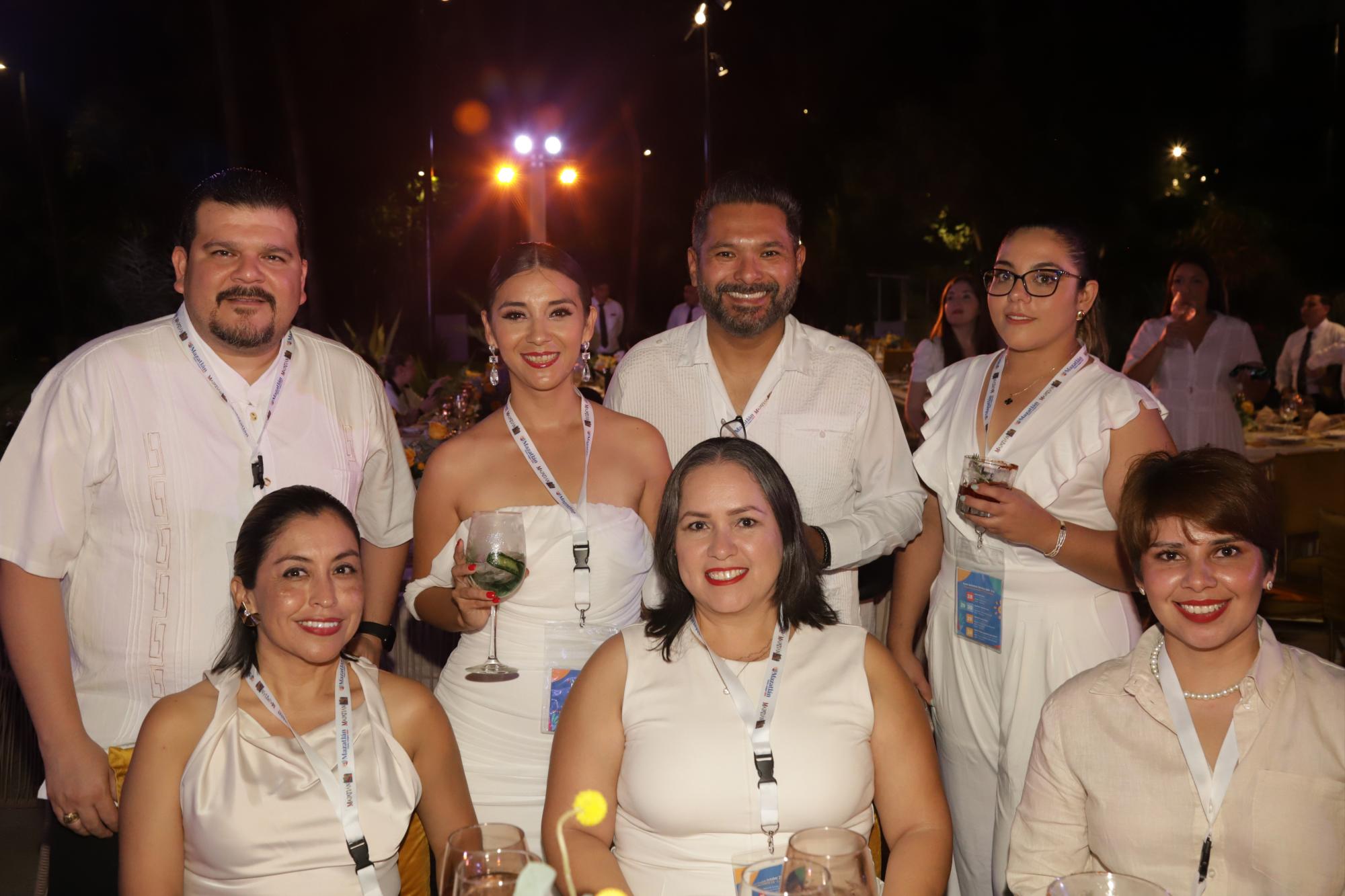 $!Iván Morán, Zaira Núñez, Roberto Ramírez, Diana Alvarado, Dilery Montes, Graciela Velarde y Doralia Azuara.