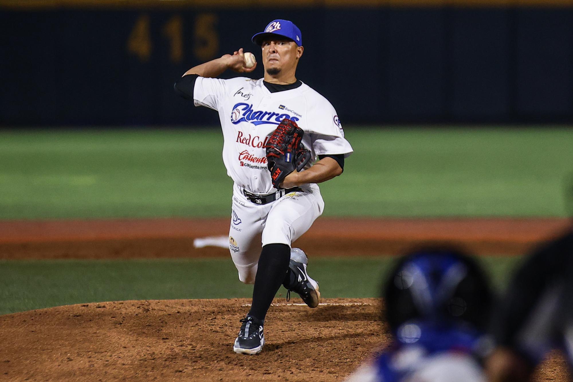 $!Vence Medrano a Torres en duelo de pitcheo y Charros iguala serie ante Cañeros