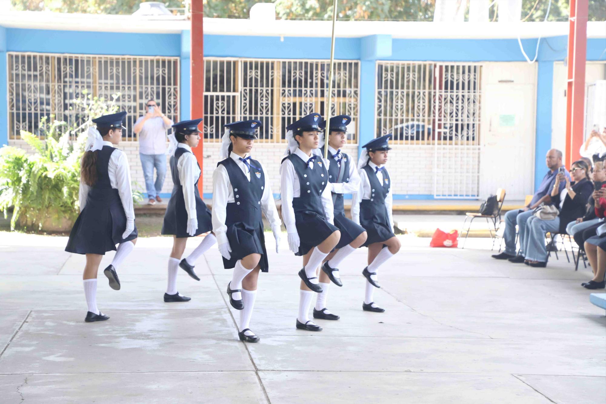 $!Fomentar e incrementar la cultura cívica, el respeto y amor a la enseñanza patria en la comunidad escolar fue el objetivo del evento.