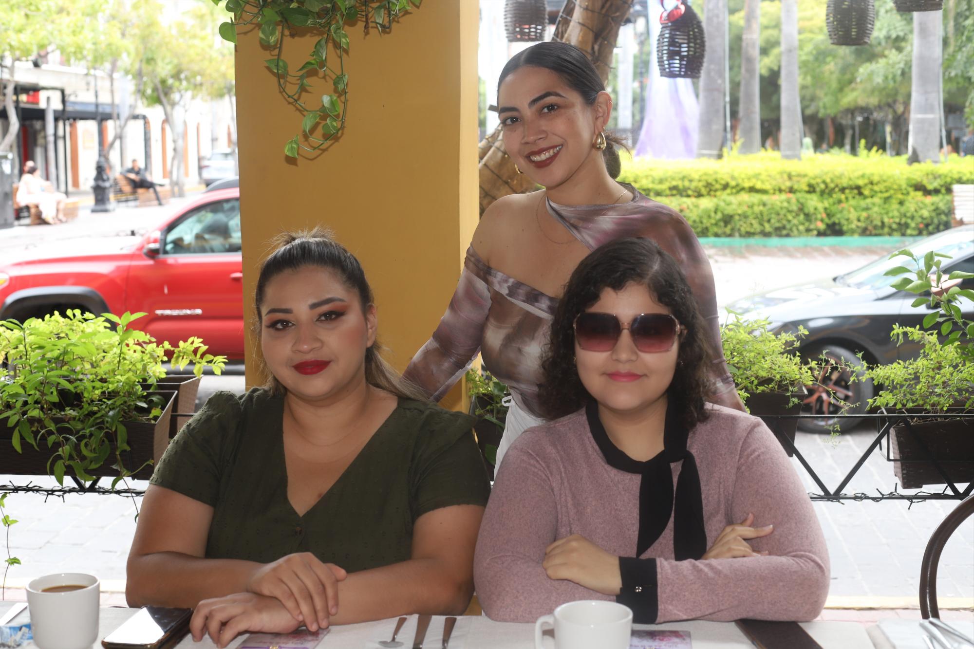 $!Ana Karen García, Stefania Ponzo y Estefania López.