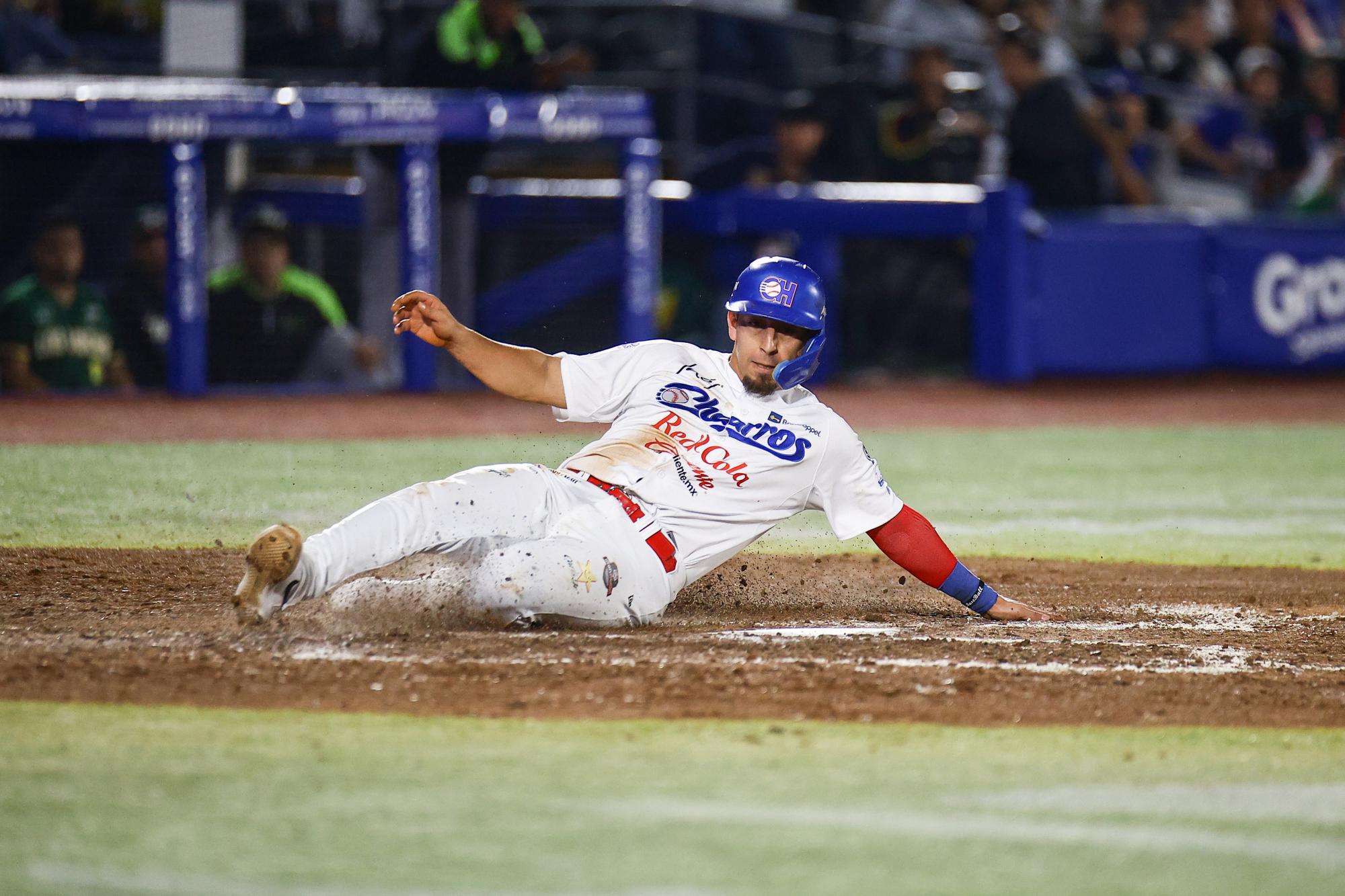 $!Vence Medrano a Torres en duelo de pitcheo y Charros iguala serie ante Cañeros