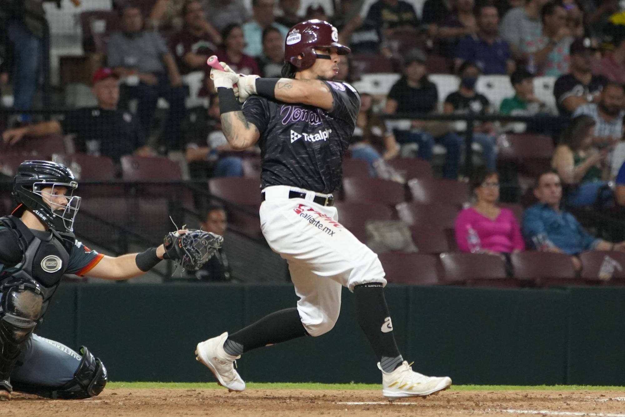 $!Naranjeros de Hermosillo se queda con la Serie Rosa en Culiacán