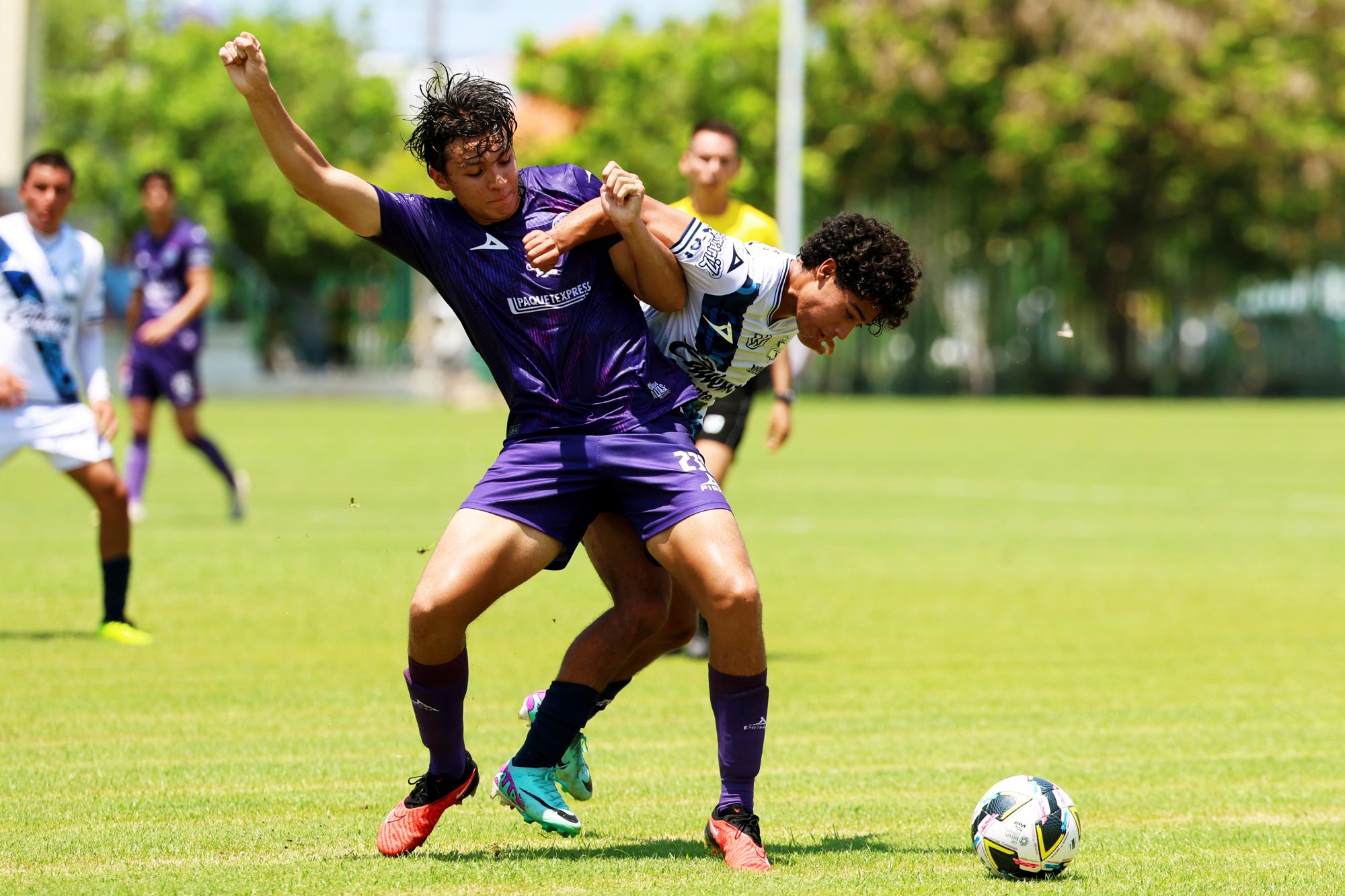 $!Mazatlán Sub 19 hace valer su terreno ante Puebla