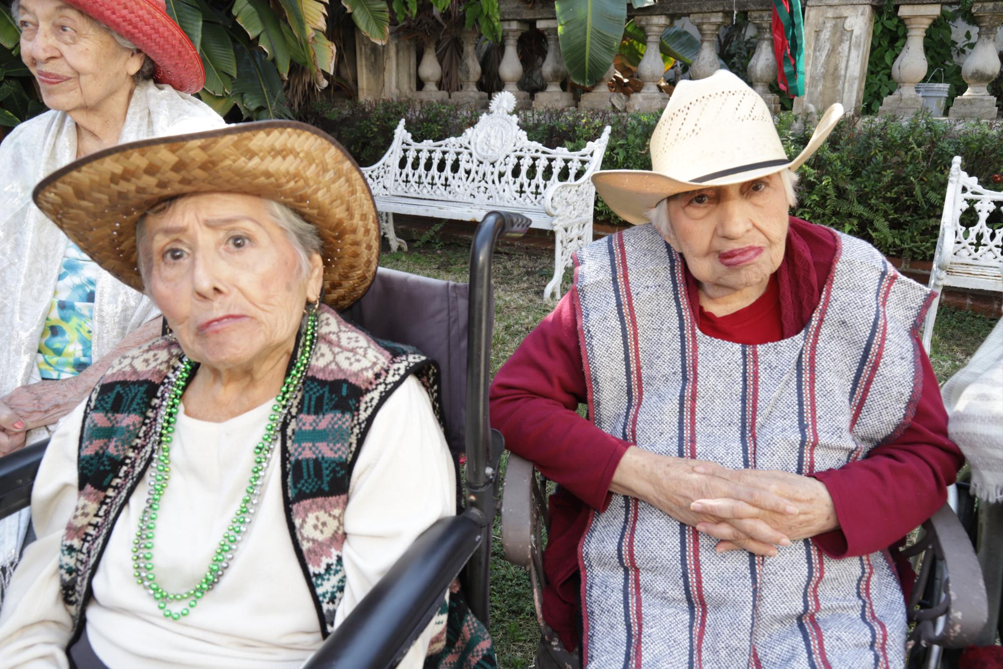 $!Piedad Raygoza y María del Carmen Sierra.