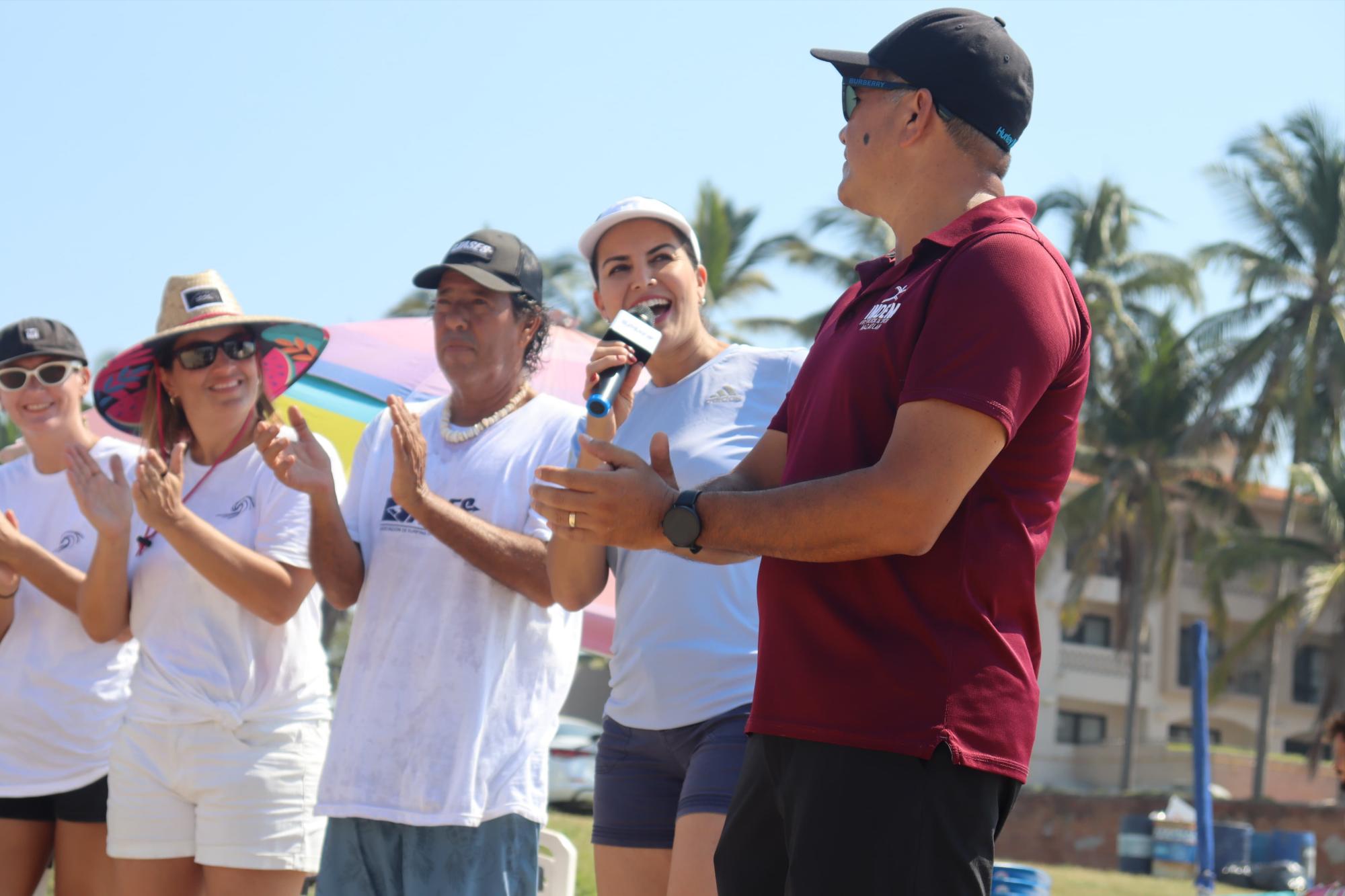 $!Dominan las olas en el Selectivo Municipal de Surfing, en Mazatlán