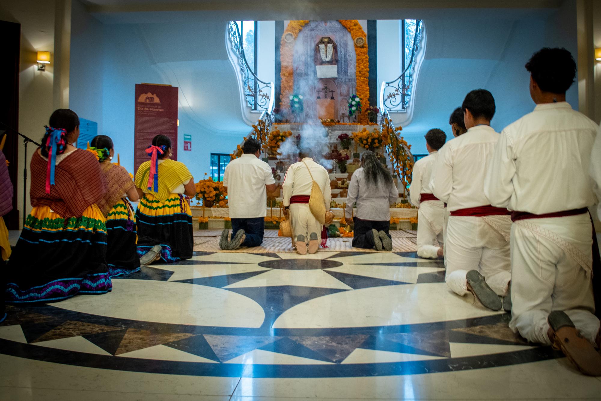 $!ONU se suma a la tradición popular mexicana con ofrendas por la vida y la paz