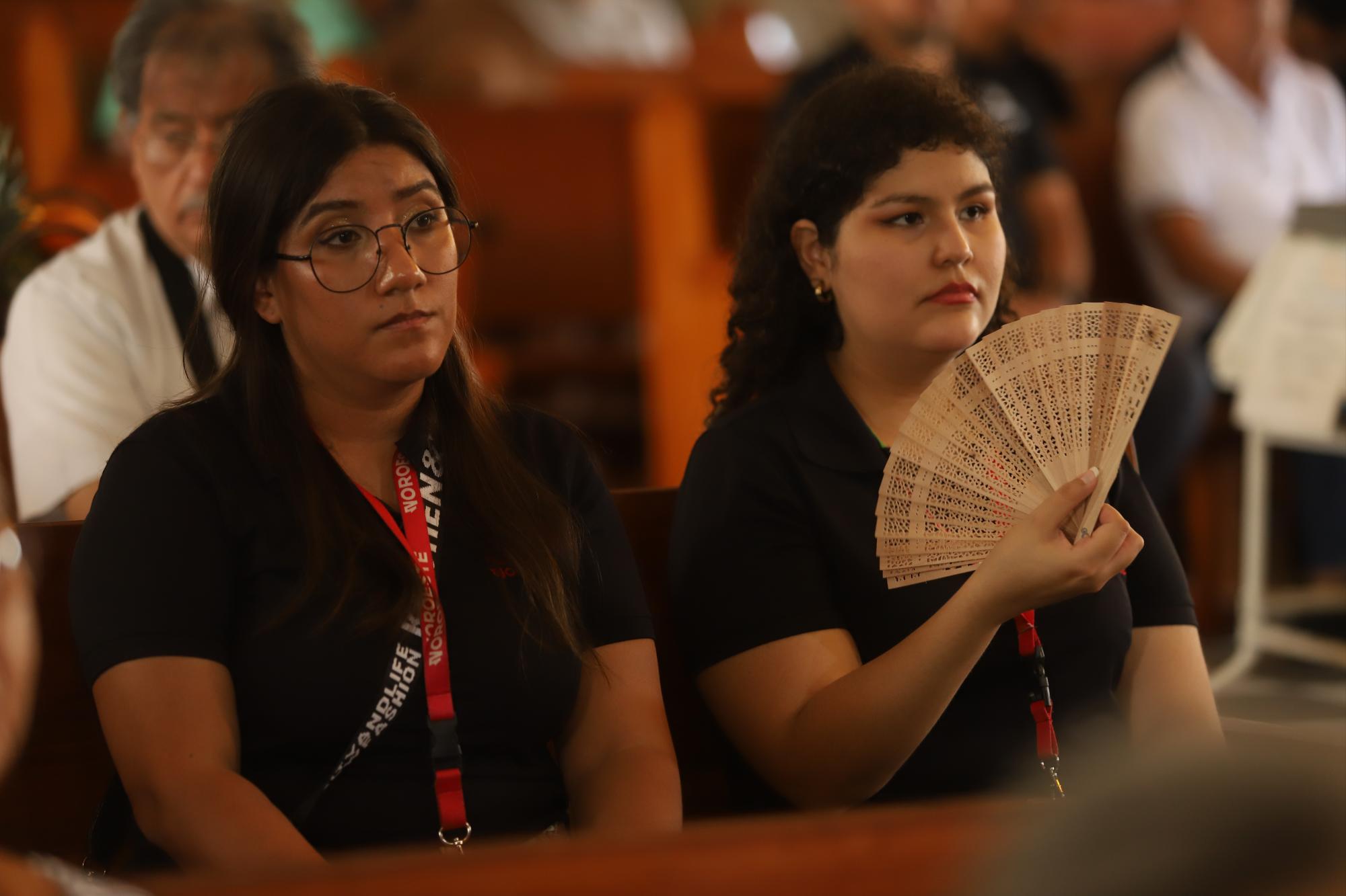 $!Dulce Aguilar y Estefania López.