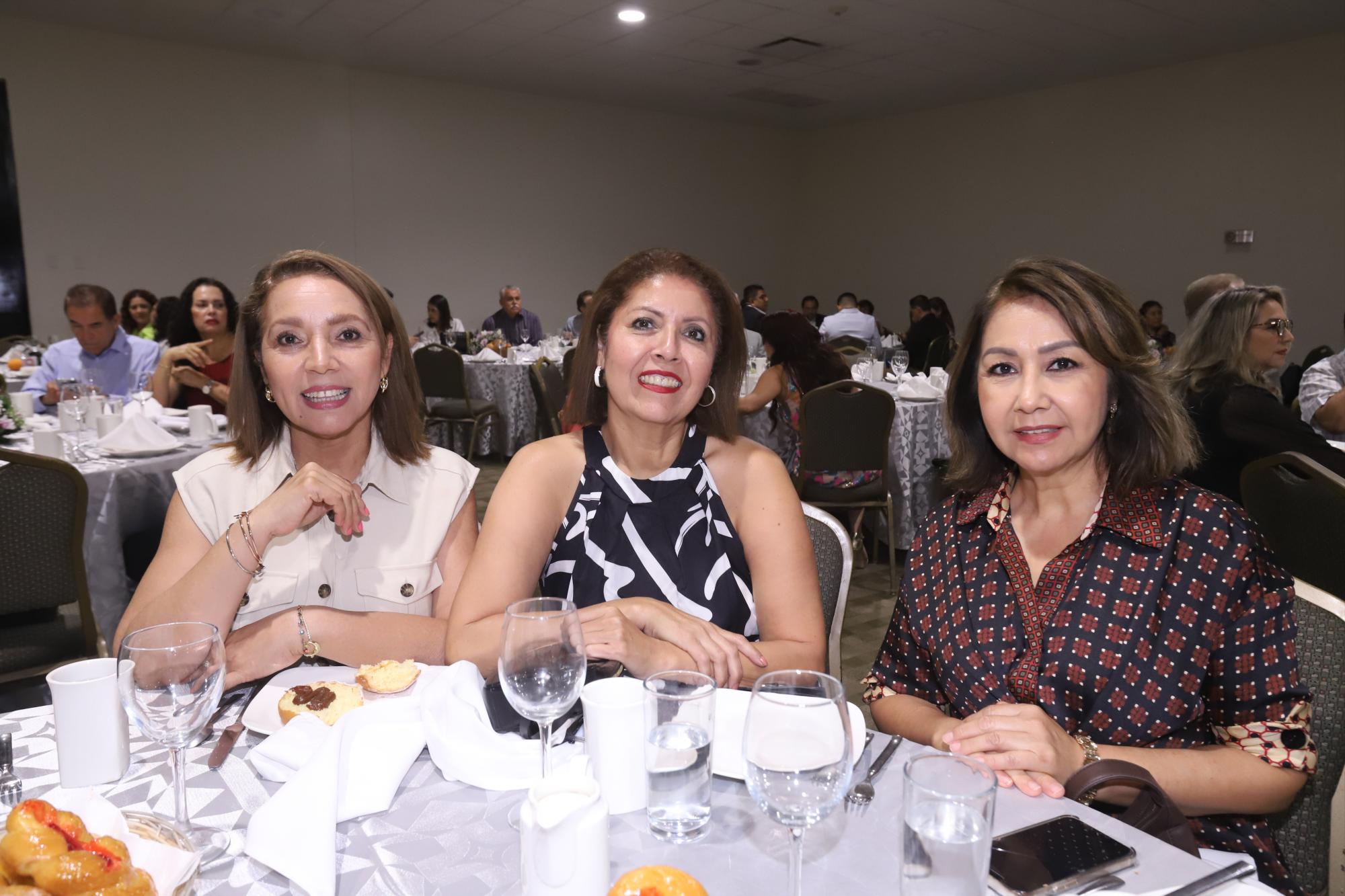 $!Rosa Evelia Aranguré, Lucía Espinoza y Martha Gutiérrez.