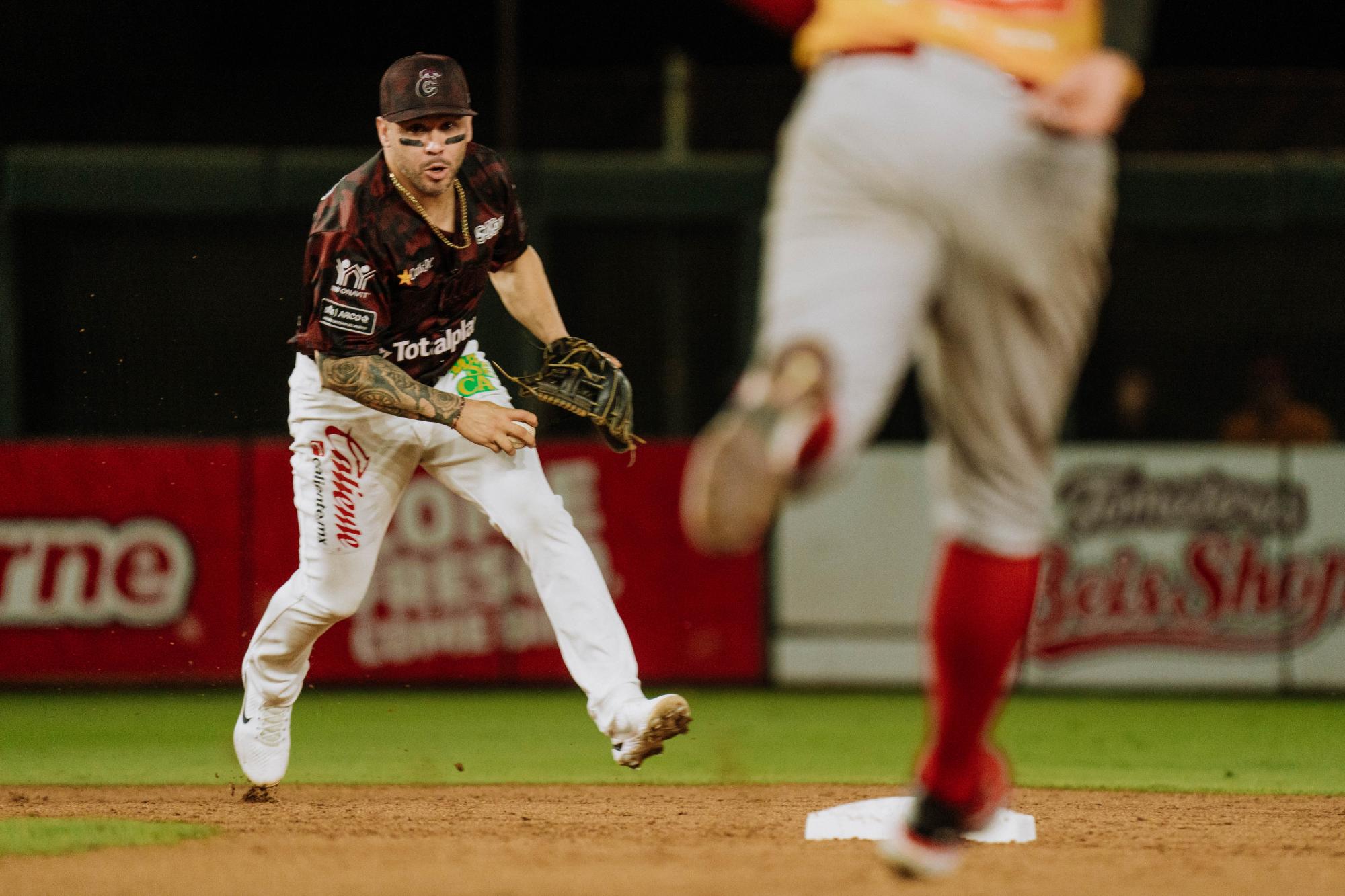 $!Tomateros rescata el juego del orgullo ante Mayos