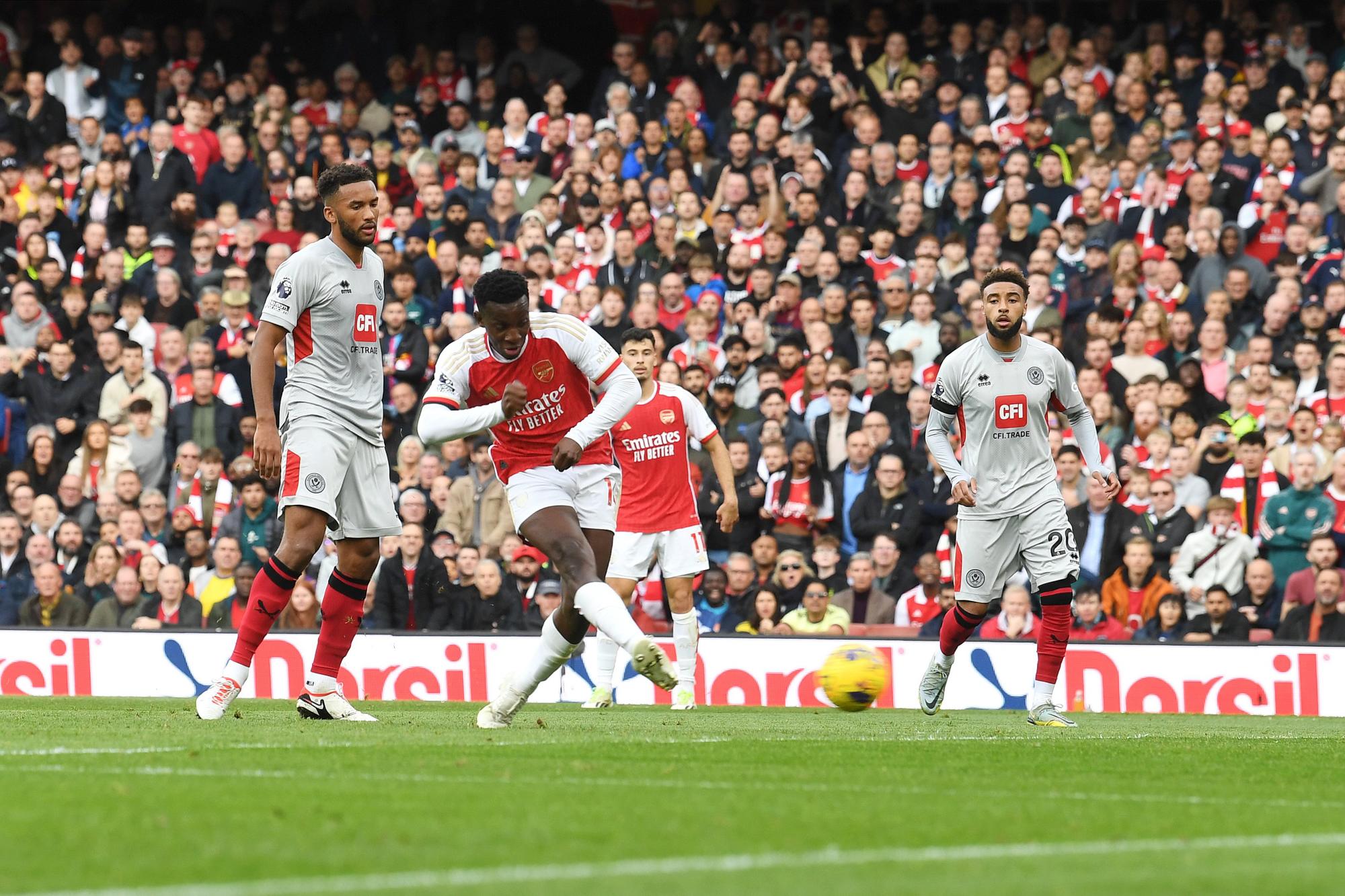 $!Nketiah responde y Arsenal golea al Sheffield