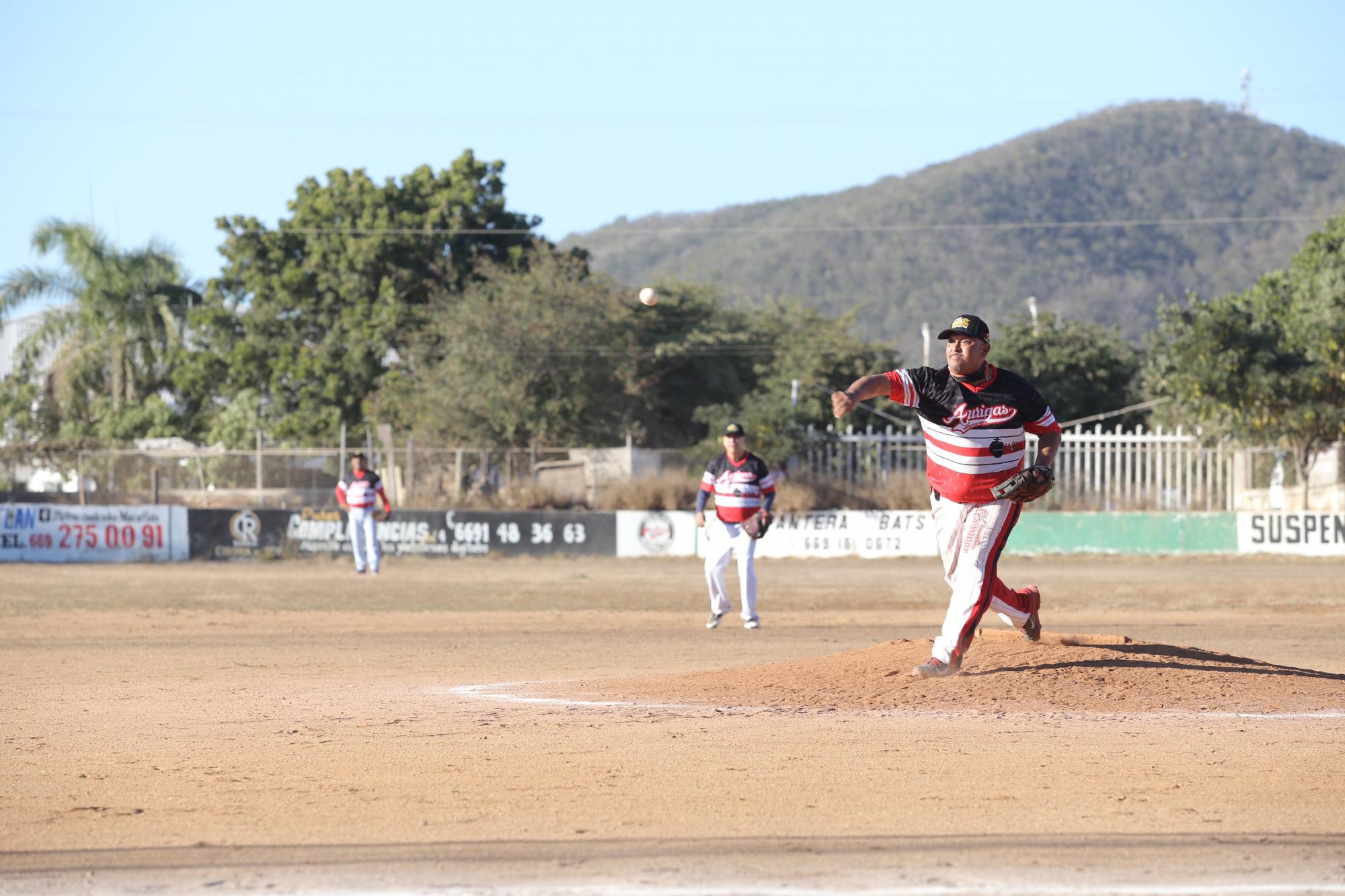 $!Mariachis se imponen a Sindicato de Aurigas en la Liga de Beisbol Eco Taxis Verdes 2022