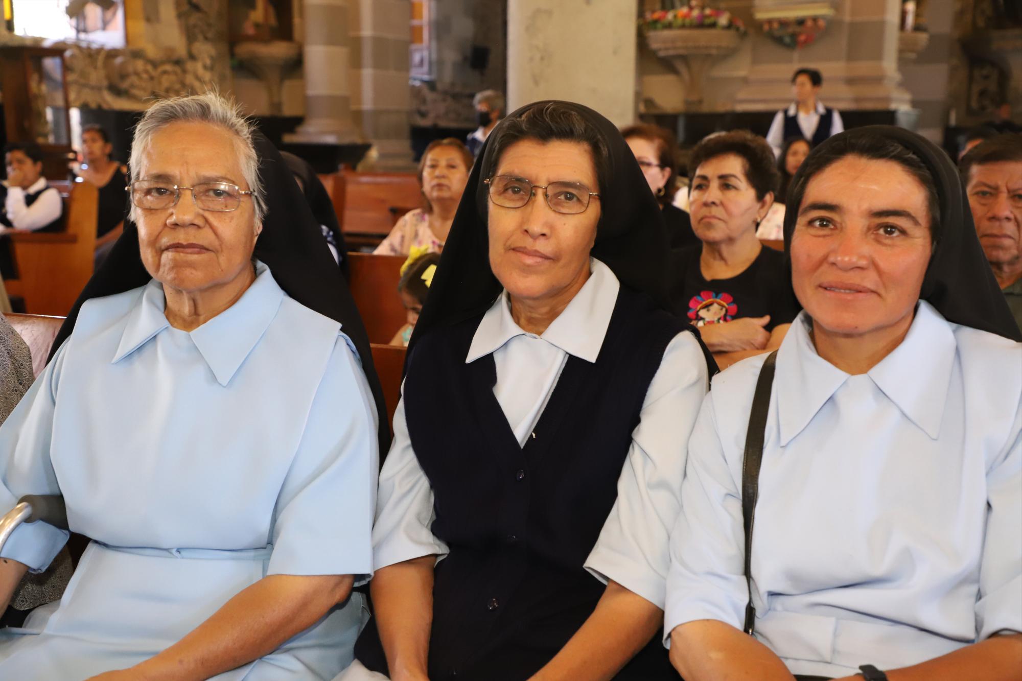 $!las religiosas María Teresa Lozano, Marisela García y María Dolores Luna.