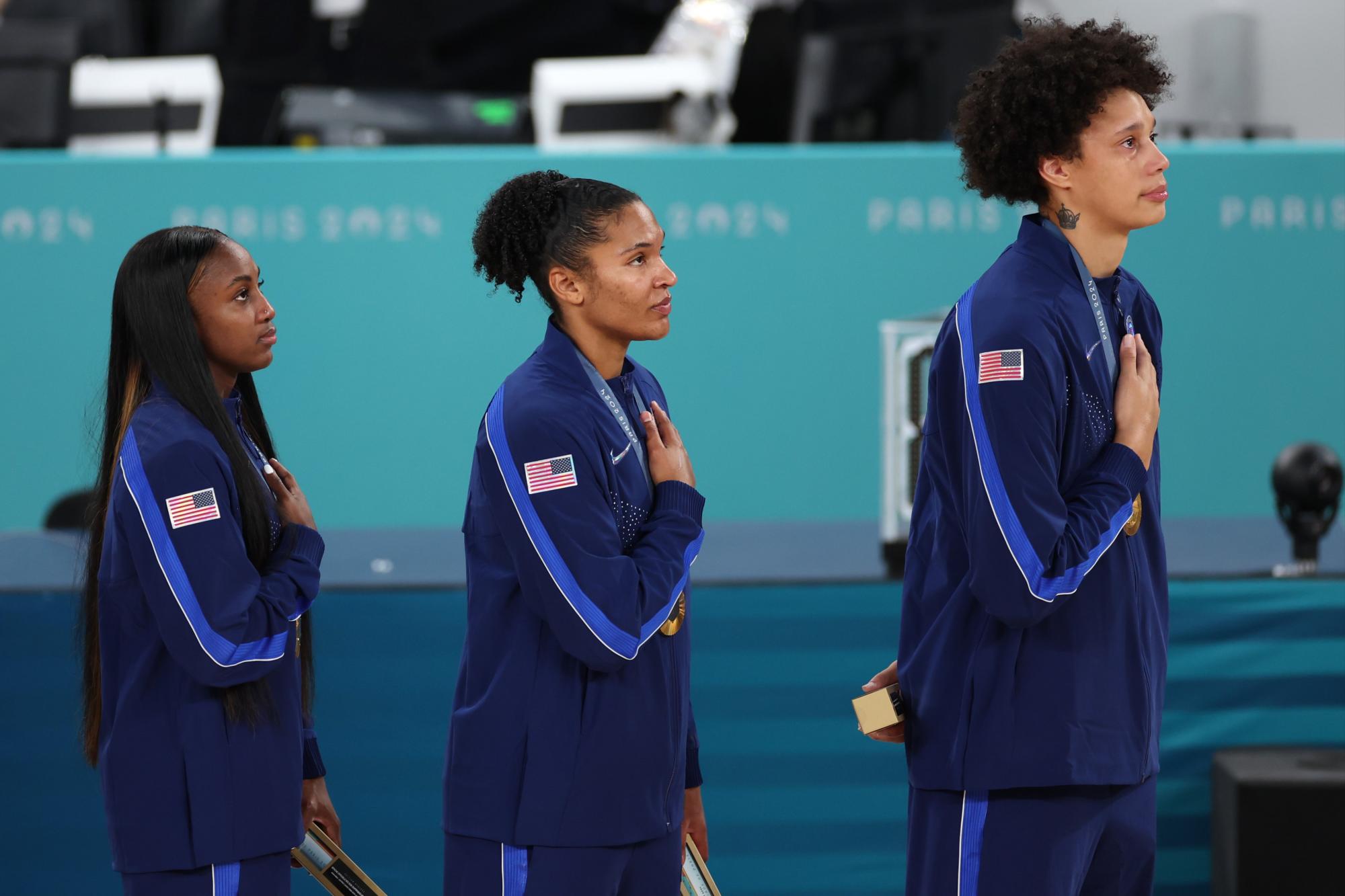 $!Oro de baloncesto femenil da a EU cima del medallero en París 2024