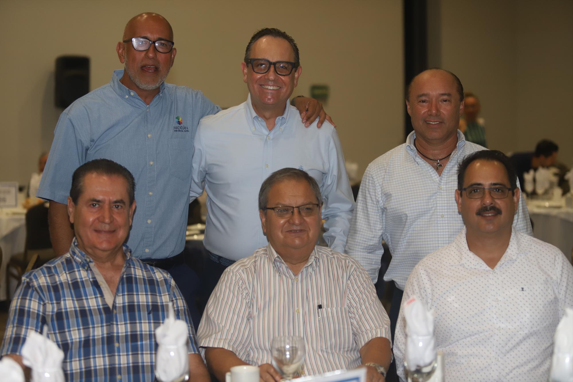 $!José Alberto Ureña, Raymundo Velarde, José Luis Ureña, José Luis Velarde, Amadeo Sánchez y Andrés Ultreras.